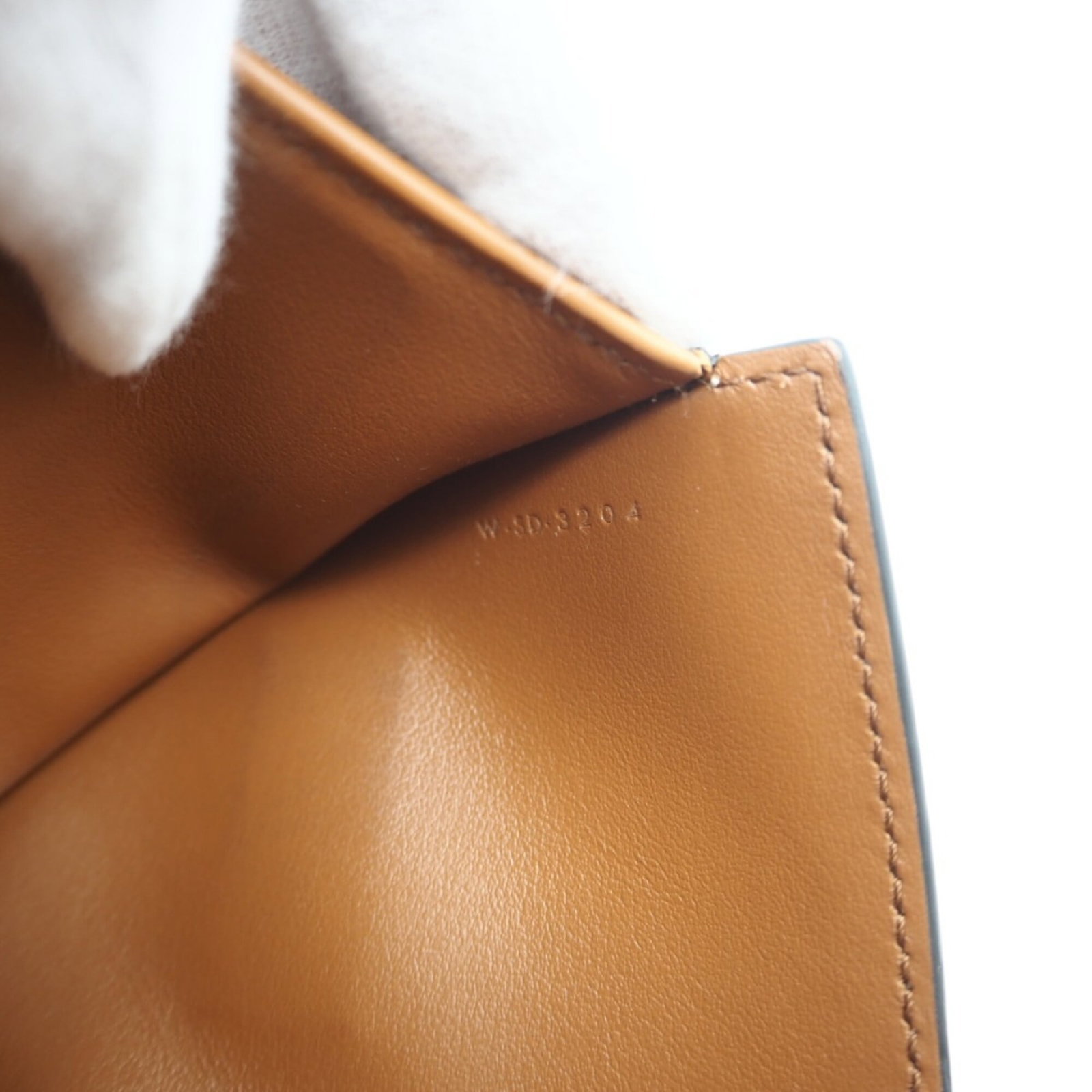 Celine Tri Fold Leather - 16