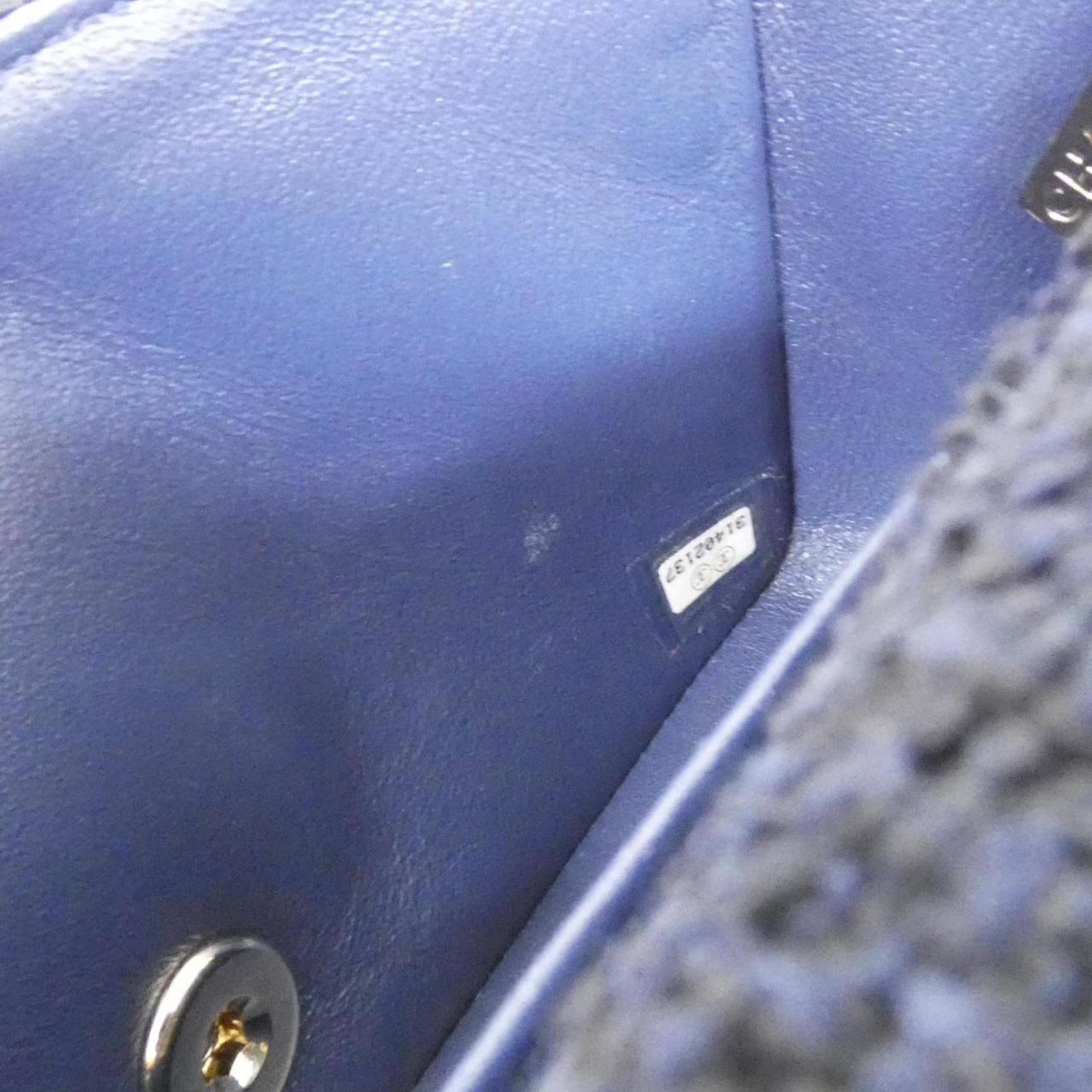 Shoulder Bag in Tweed by Chanel - 8