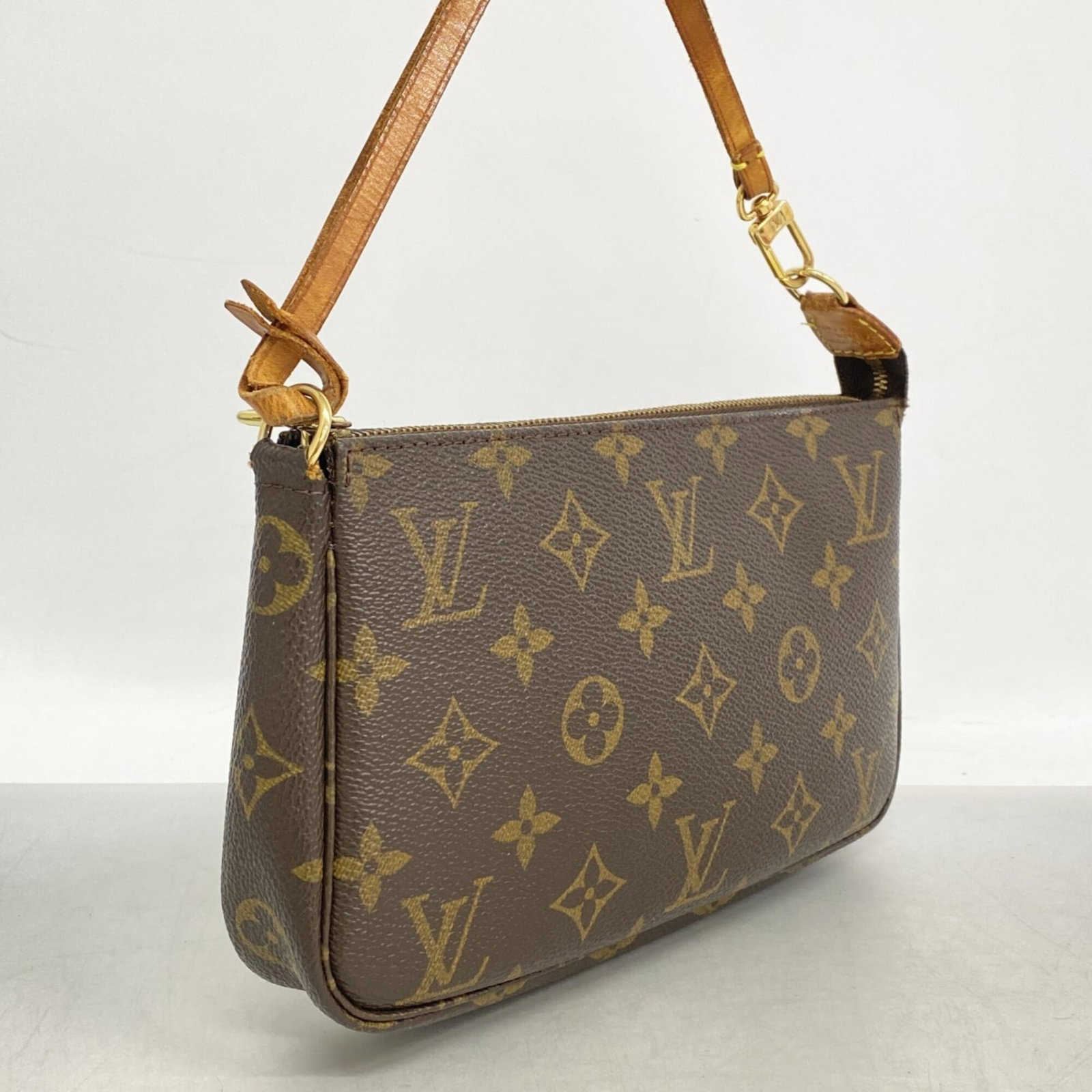 Louis Vuitton Pouch - 2