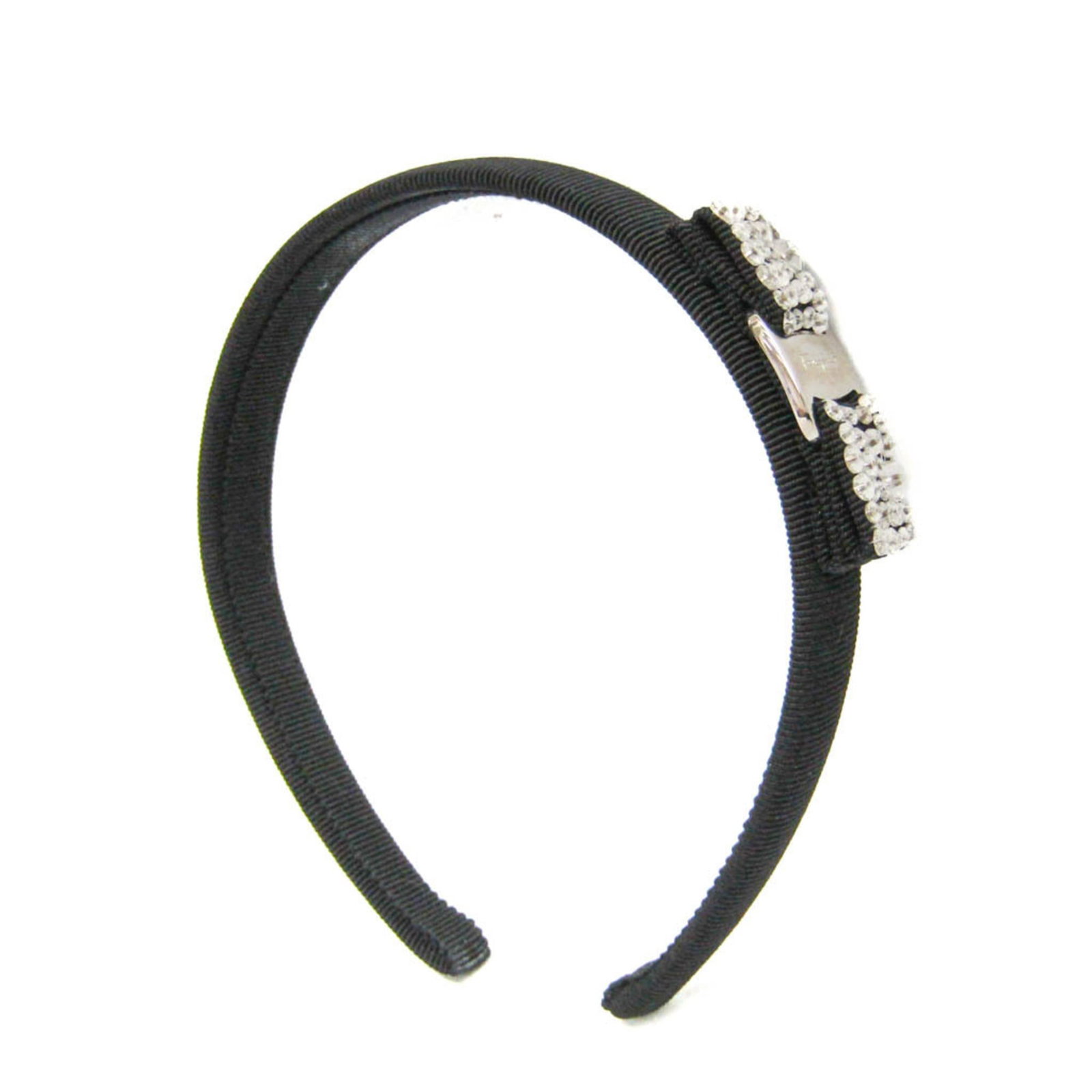 Alice Band Cotton Metal Salvatore Ferragamo: Alice Band Cotton Metal Salvatore Ferragamo Used (very good) Salvatore Ferragamo Alice Band features a classic black design with intricate metal details and rhinestone accents, adding a touch of