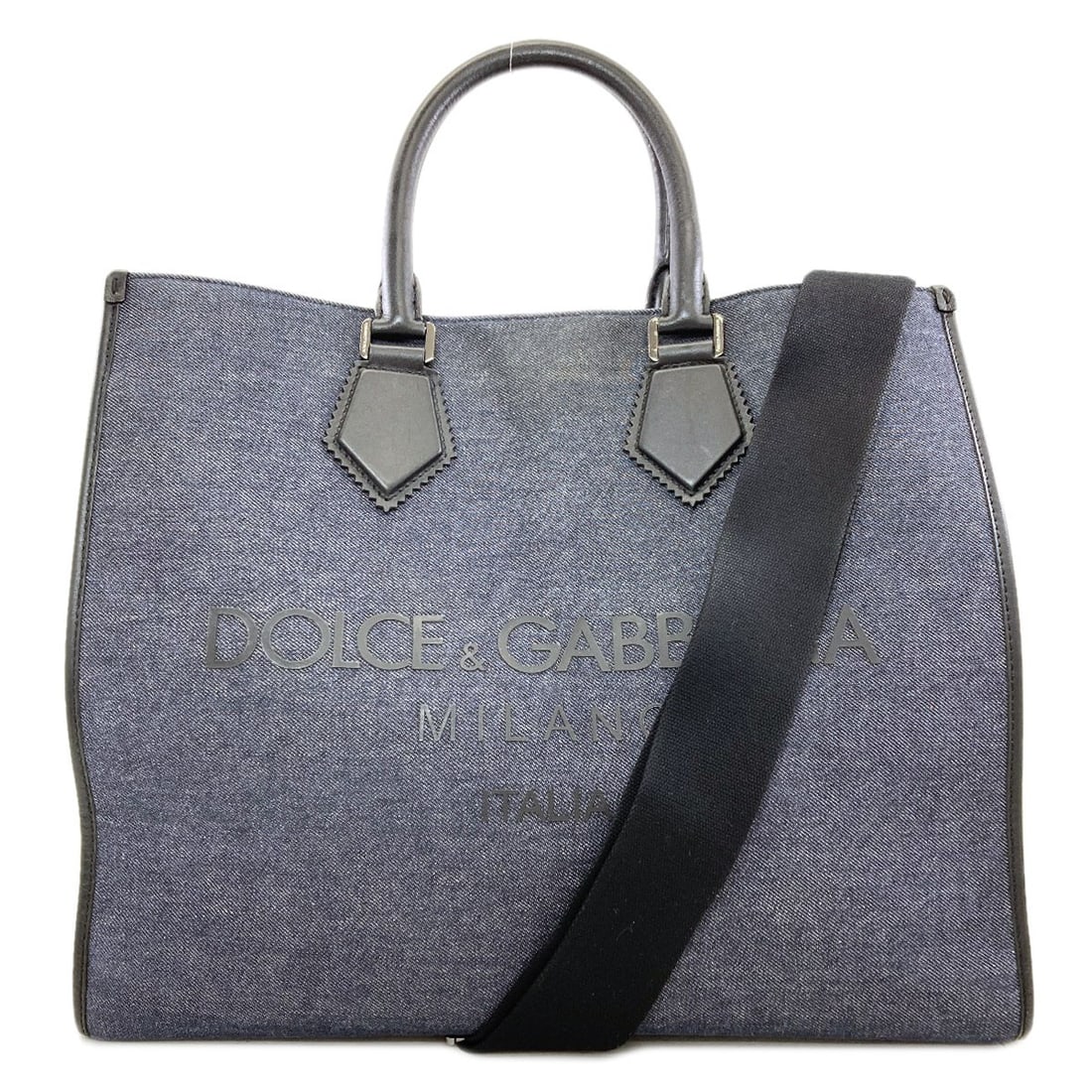 D&G 2Way Tote Bag Denim: D&G 2Way Tote Bag Denim Navy denim tote bag from D&G, featuring a classic two-way design. Made with durable denim material, this versatile bag is perfect for everyday use. The navy exterior color