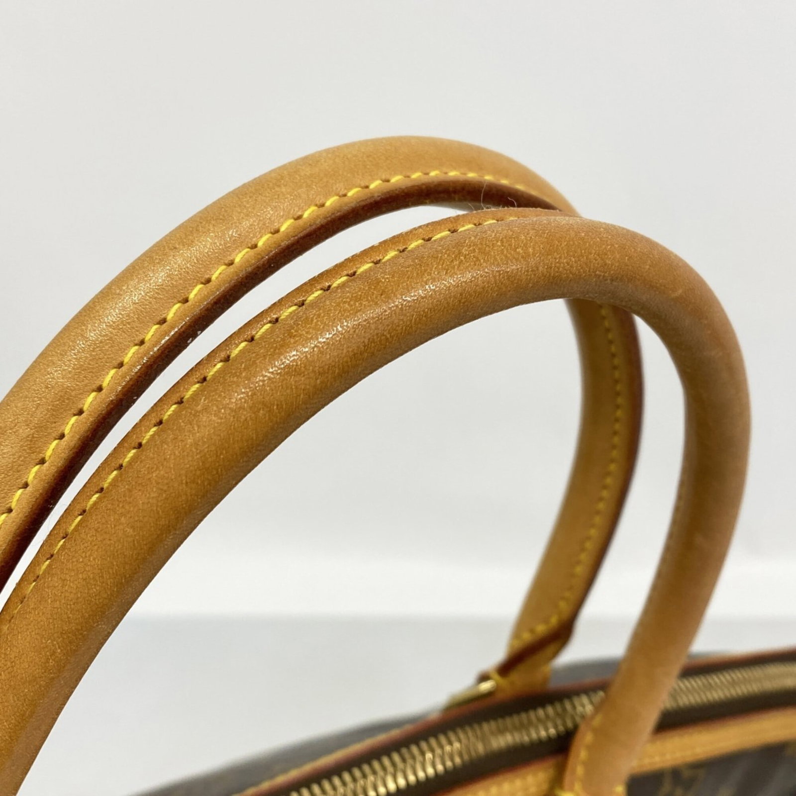 Handbag by Louis Vuitton - 10