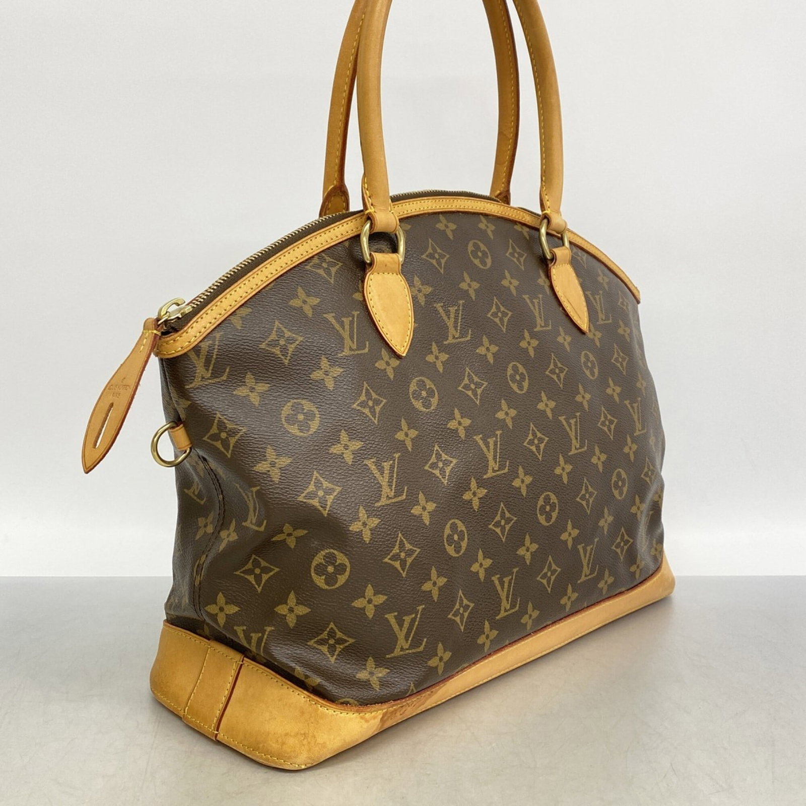 Handbag by Louis Vuitton - 2