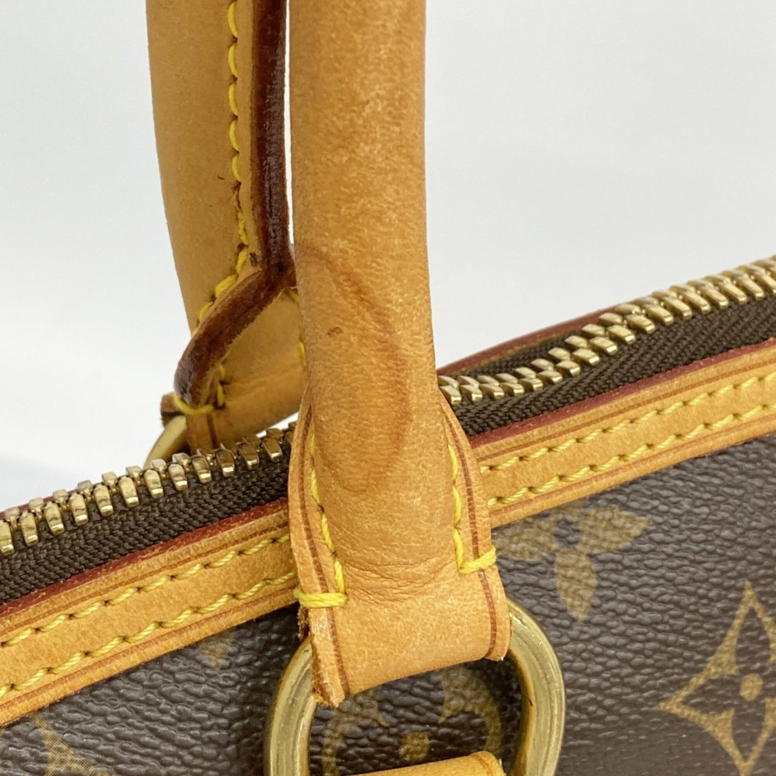 Handbag by Louis Vuitton - 8