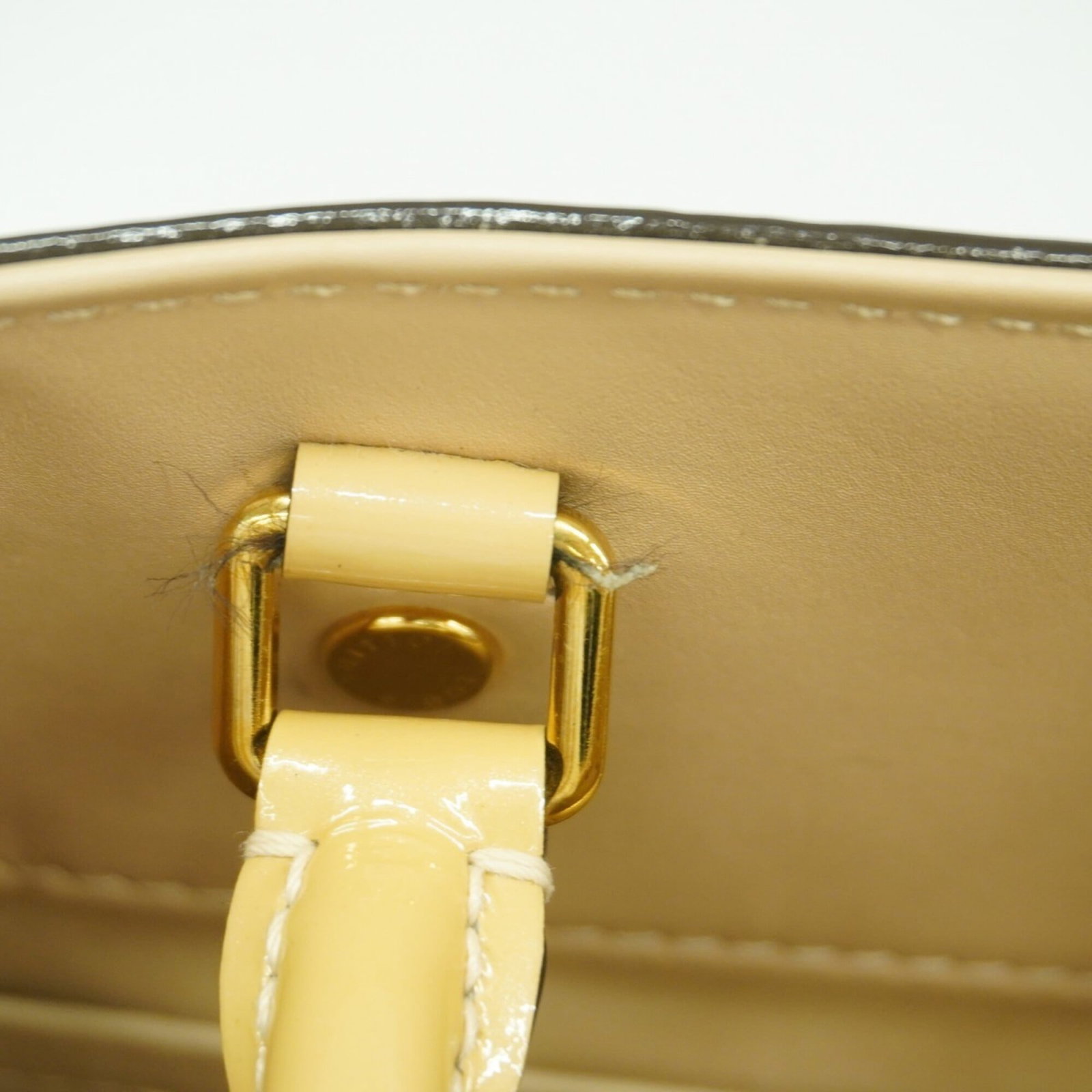 Handbag by Louis Vuitton - 6