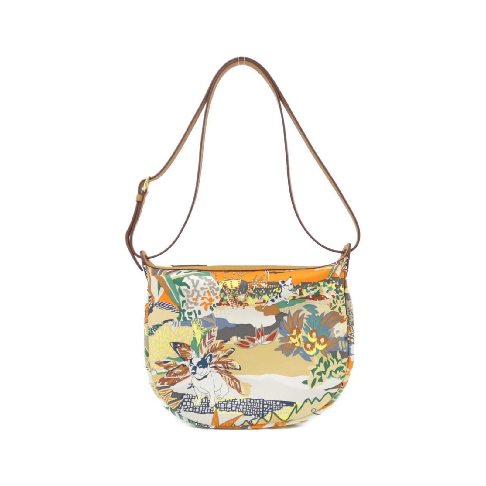 Hermes Handbag Pouch Silk Swift Leather: Hermes Handbag Pouch Silk Swift Leather Silk and Swift Leather come together in this vibrant orange Herm?s handbag pouch, featuring a unique blend of materials and colors. Measuring 17cm x 22cm x 3cm,