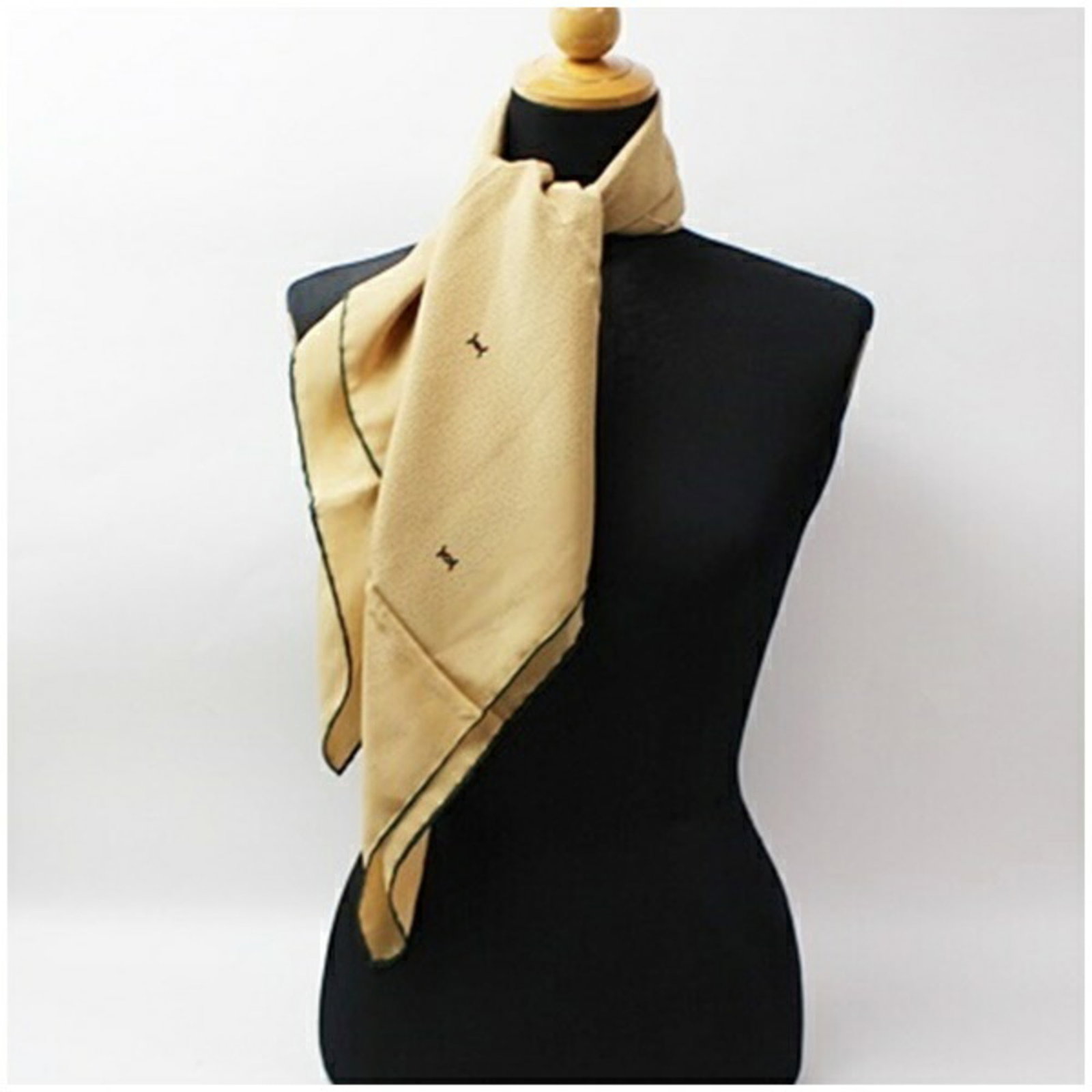 Silk scarf from Chanel - 4