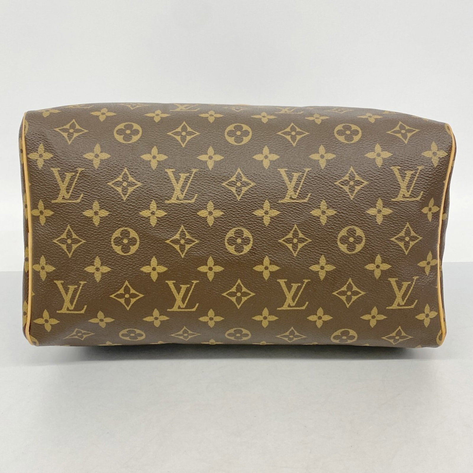 Handbag by Louis Vuitton - 3