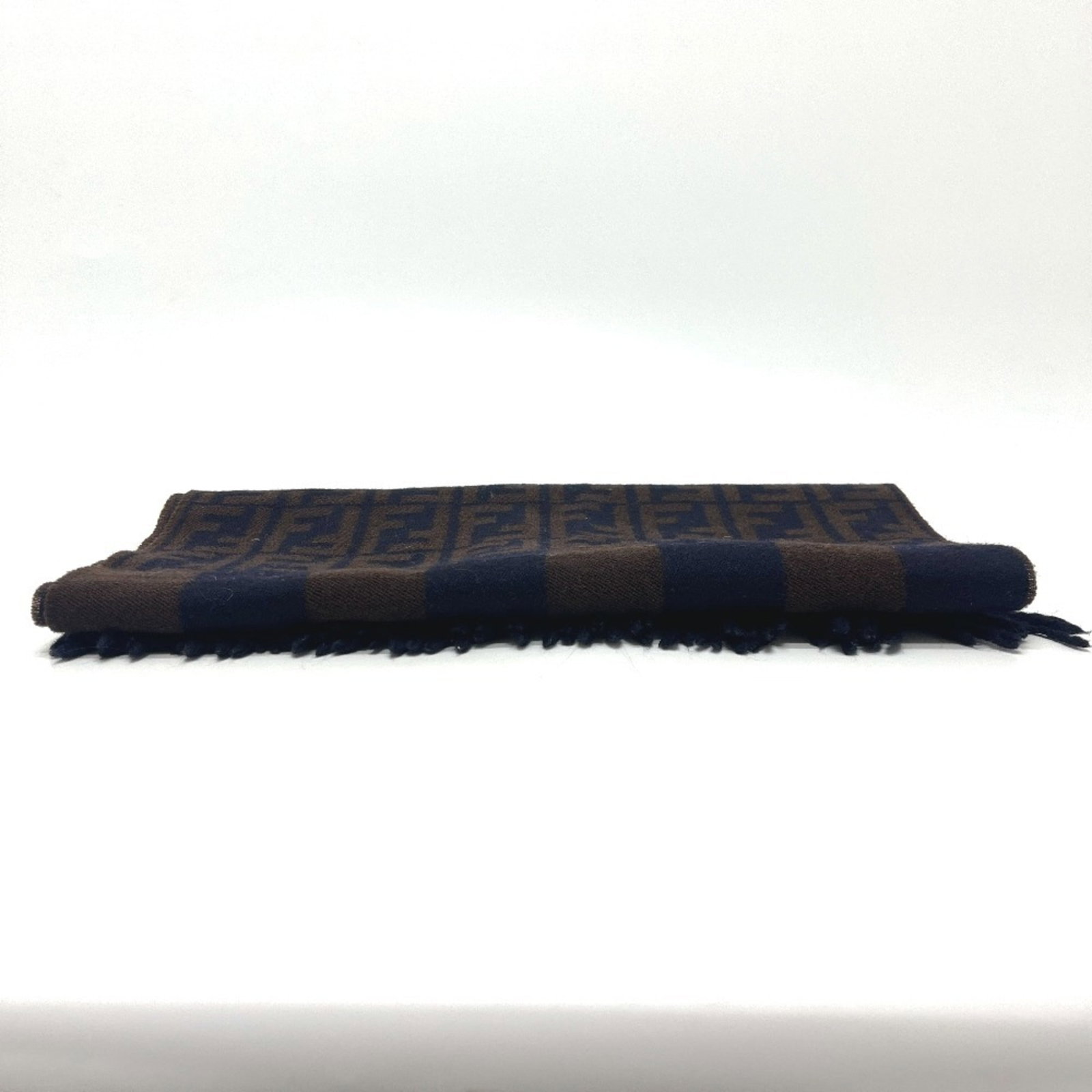 Fendi stole wool - 11