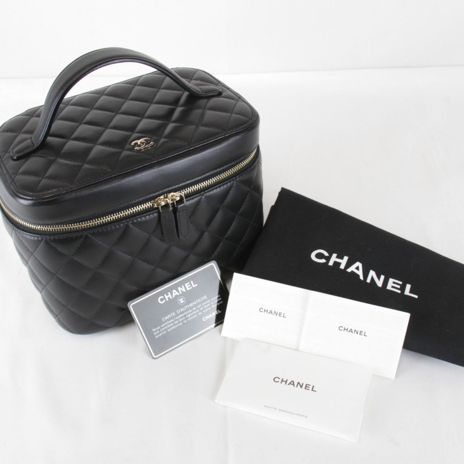 Chanel Bag Leather - 15