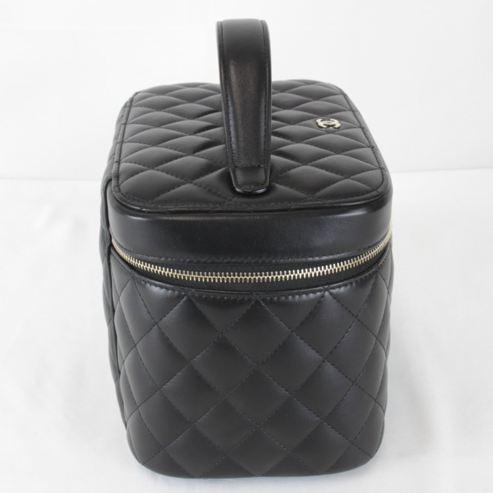 Chanel Bag Leather - 4