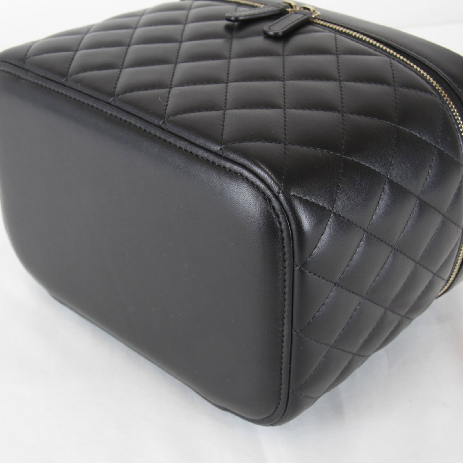 Chanel Bag Leather - 5