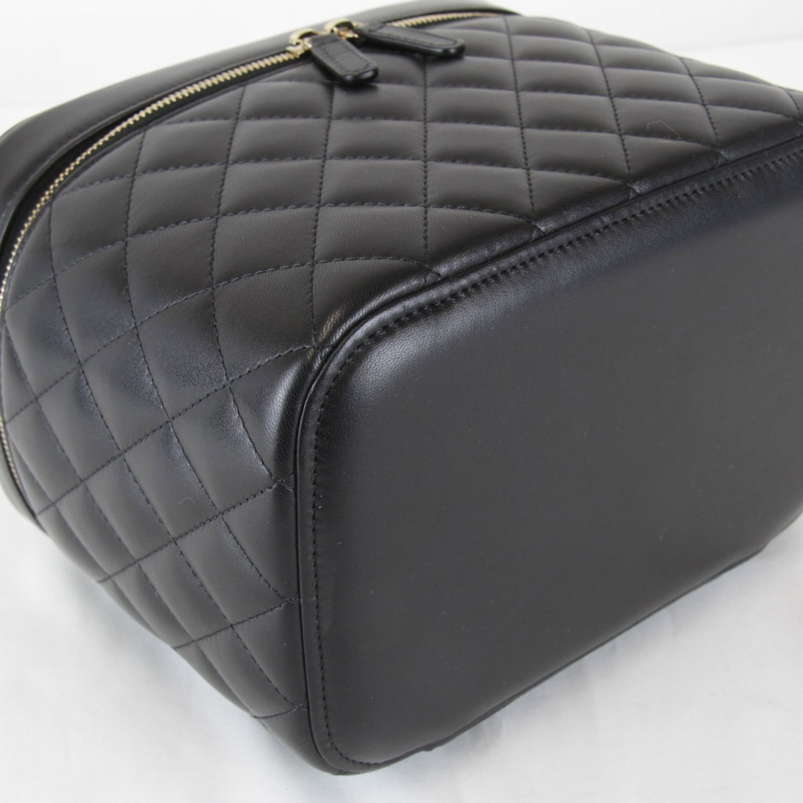 Chanel Bag Leather - 6