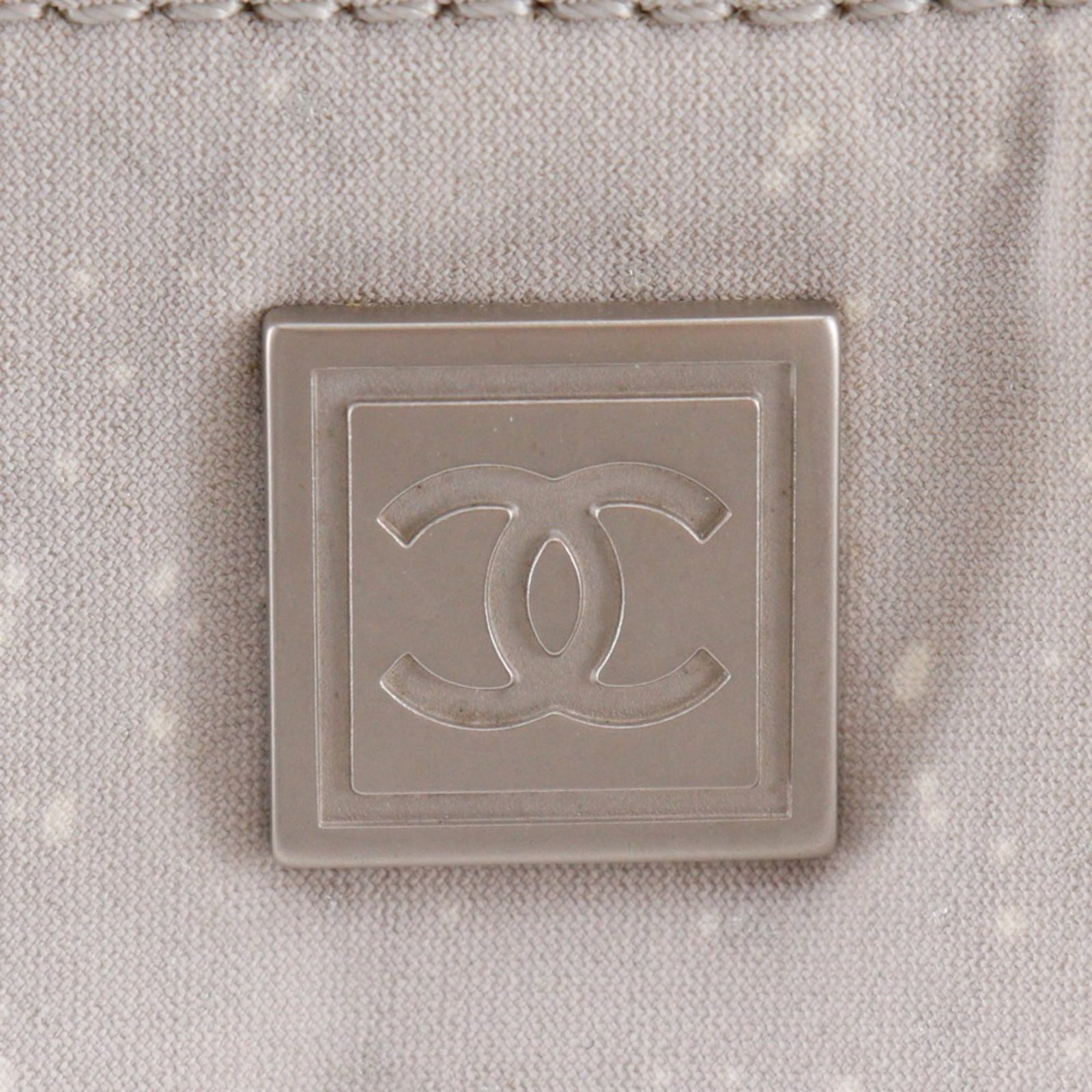 Nylon Handbag Chanel - 18
