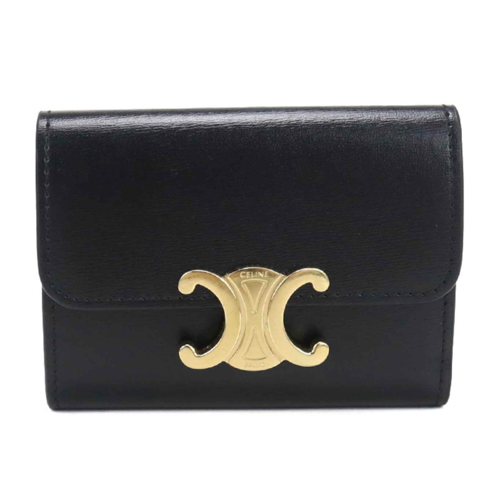 Celine Tri Fold Leather: Celine Tri Fold Leather Black Celine tri-fold leather wallet with a classic design, measuring 7cm x 10cm x 3.5cm, features a worn-in look with some scratches and dirt, yet remains in very good conditi