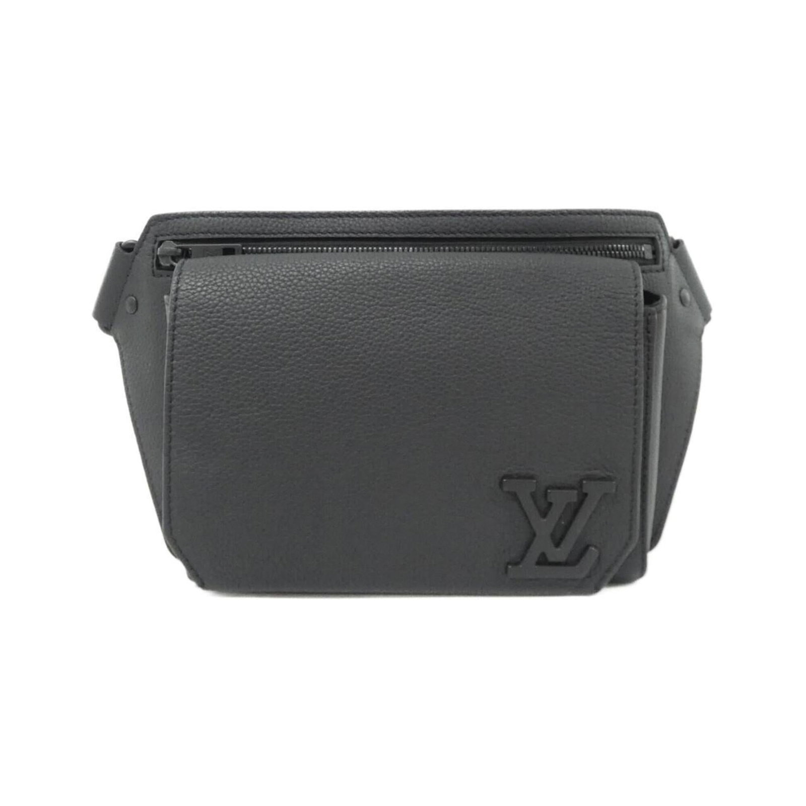 Louis Vuitton Leather Bag Sling Bag Shoulder: Louis Vuitton Leather Bag Sling Bag Shoulder Black Louis Vuitton leather calf bag with a sleek shoulder design, featuring a compact size and durable construction. This used sling bag has some minor sc