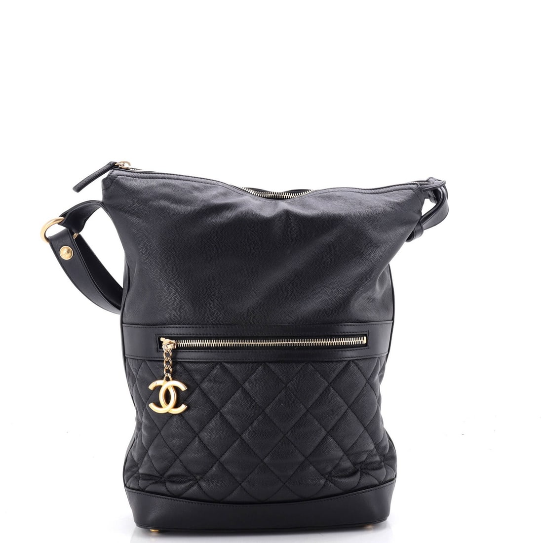 Hobo Quilted Caviar Large Chanel Casual Style: Hobo Quilted Caviar Large Chanel Casual Style Black leather Hobo Quilted Caviar Large bag with casual style, featuring scuffs, creases, and minor edge wear on the exterior. The interior is made of fab