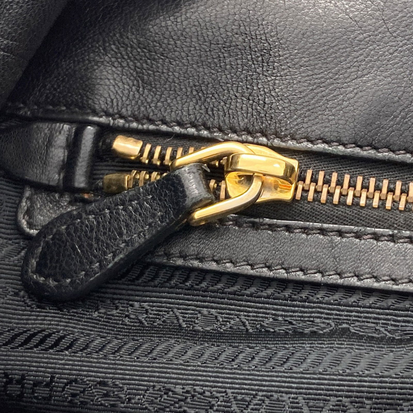 Nylon bag tote Prada - 16
