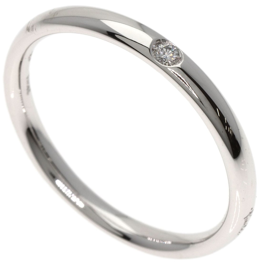 Pomellato 1P Diamond Wedding Band Ring K18 White Gold: Pomellato 1P Diamond Wedding Band Ring K18 White Gold K18 White Gold Diamond Wedding Band Ring with a touch of luxury, this stunning ring features a high-quality diamond set in a sleek and modern