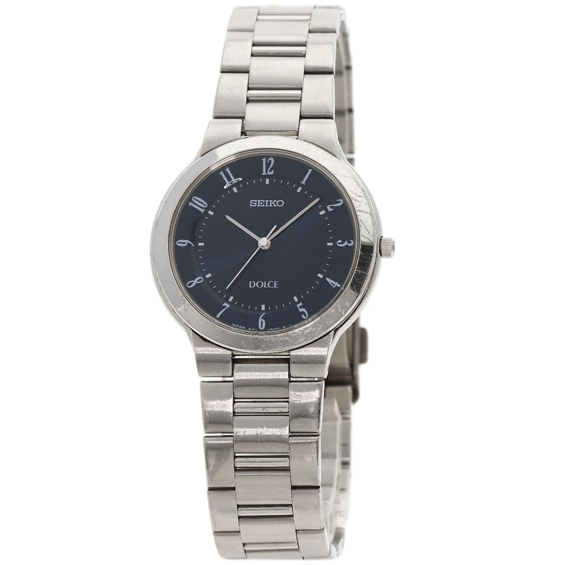 Dolce Stainless Steel Watches Sacm097 8J41-6190: Dolce Stainless Steel Watches Sacm097 8J41-6190 Silver stainless steel watch with an analog display, featuring a blue dial and a silver bezel. The quartz movement ensures reliable timekeeping, while