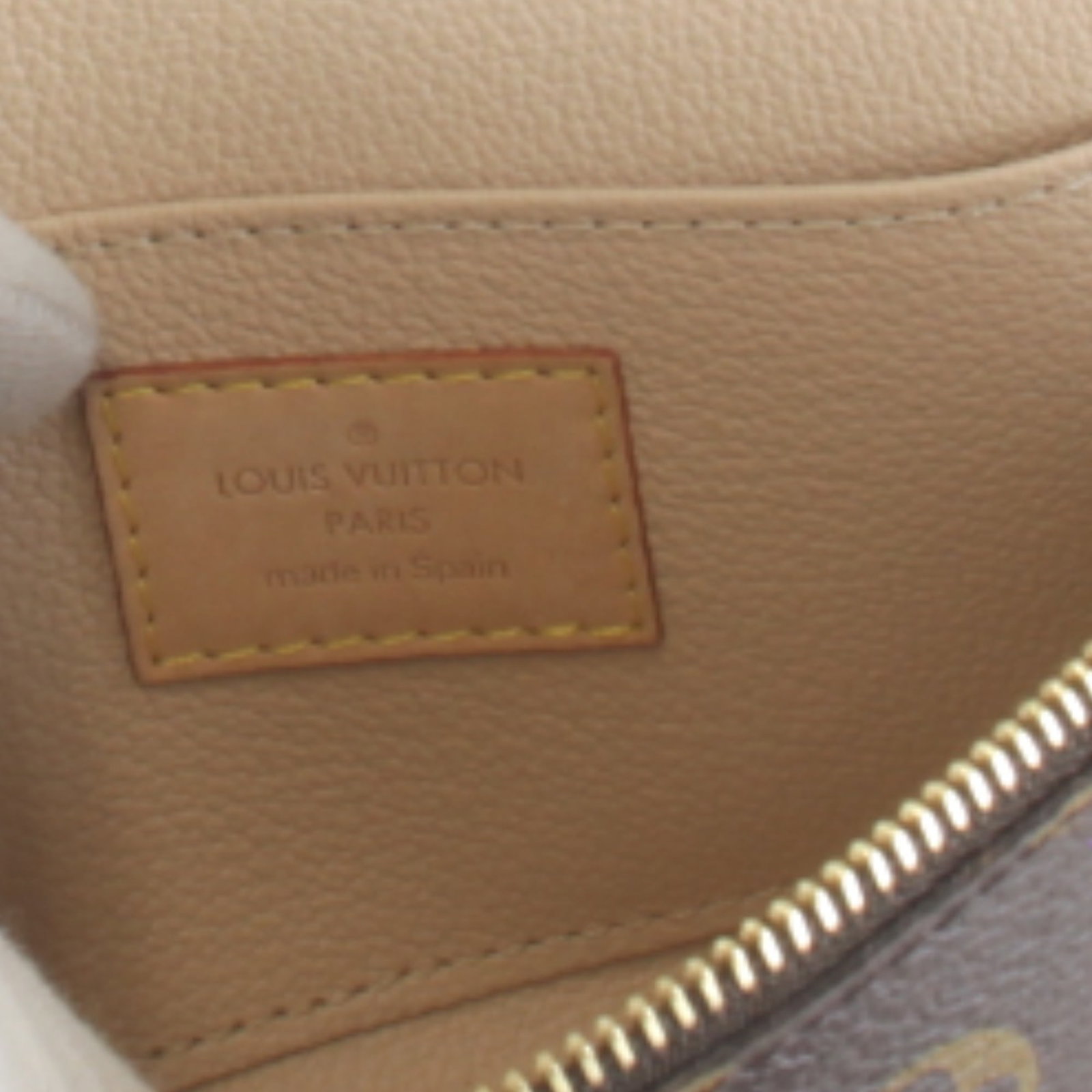 Louis Vuitton Pouch Monogram - 11