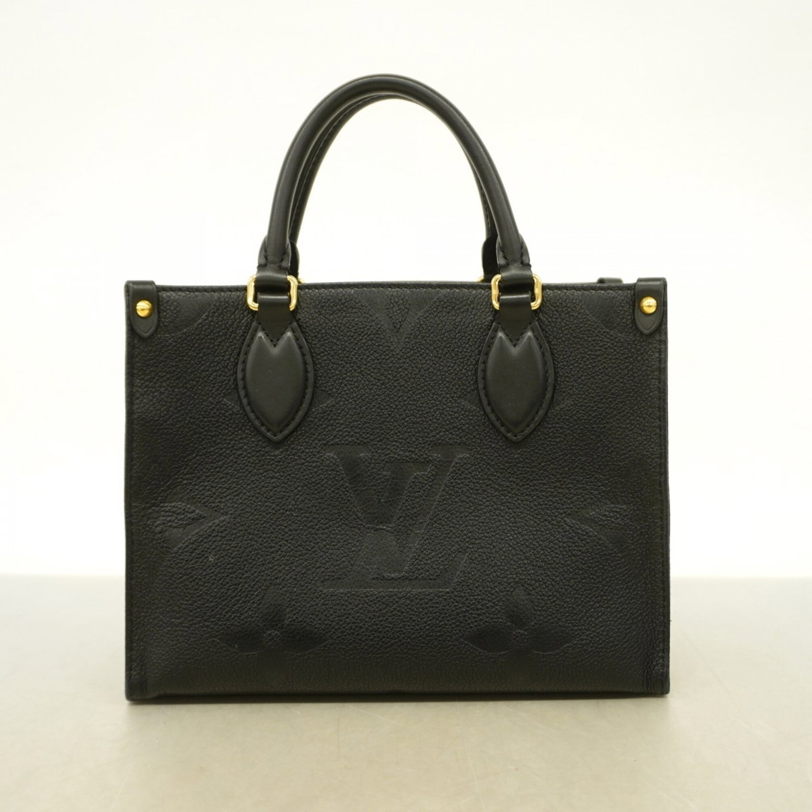 Handbag by Louis Vuitton - 13