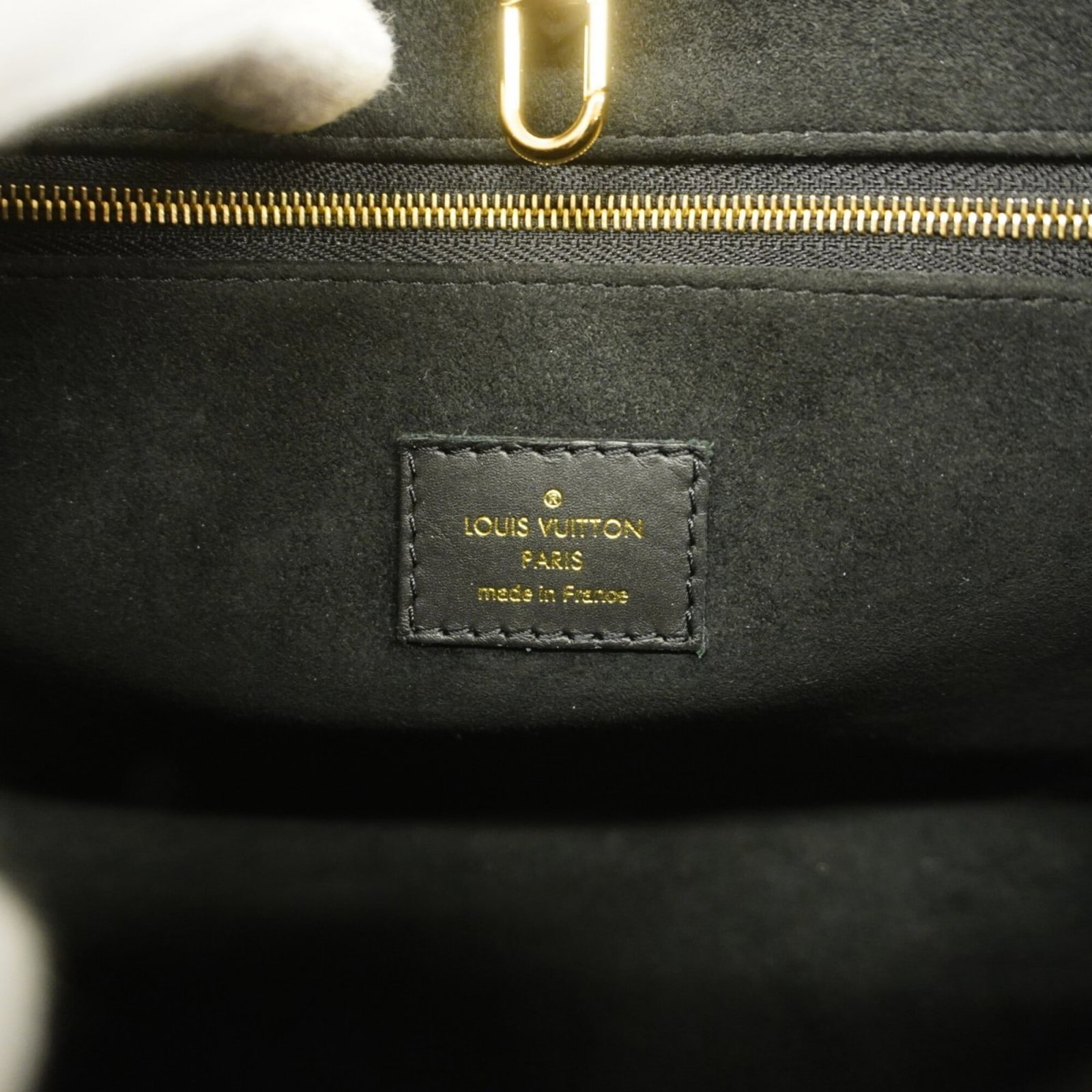 Handbag by Louis Vuitton - 5