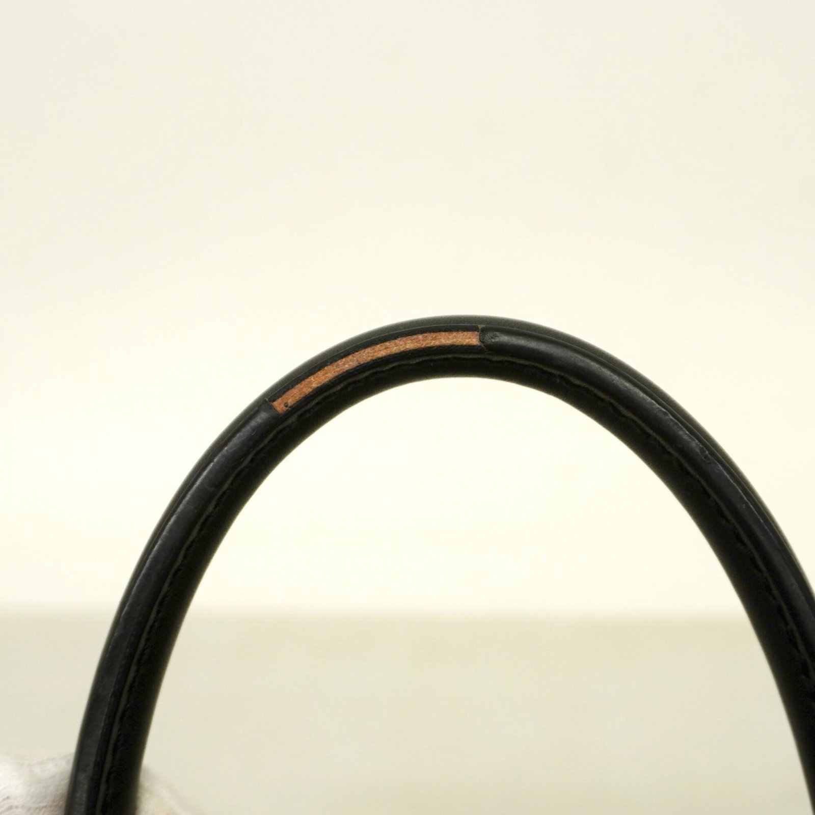 Handbag by Louis Vuitton - 6