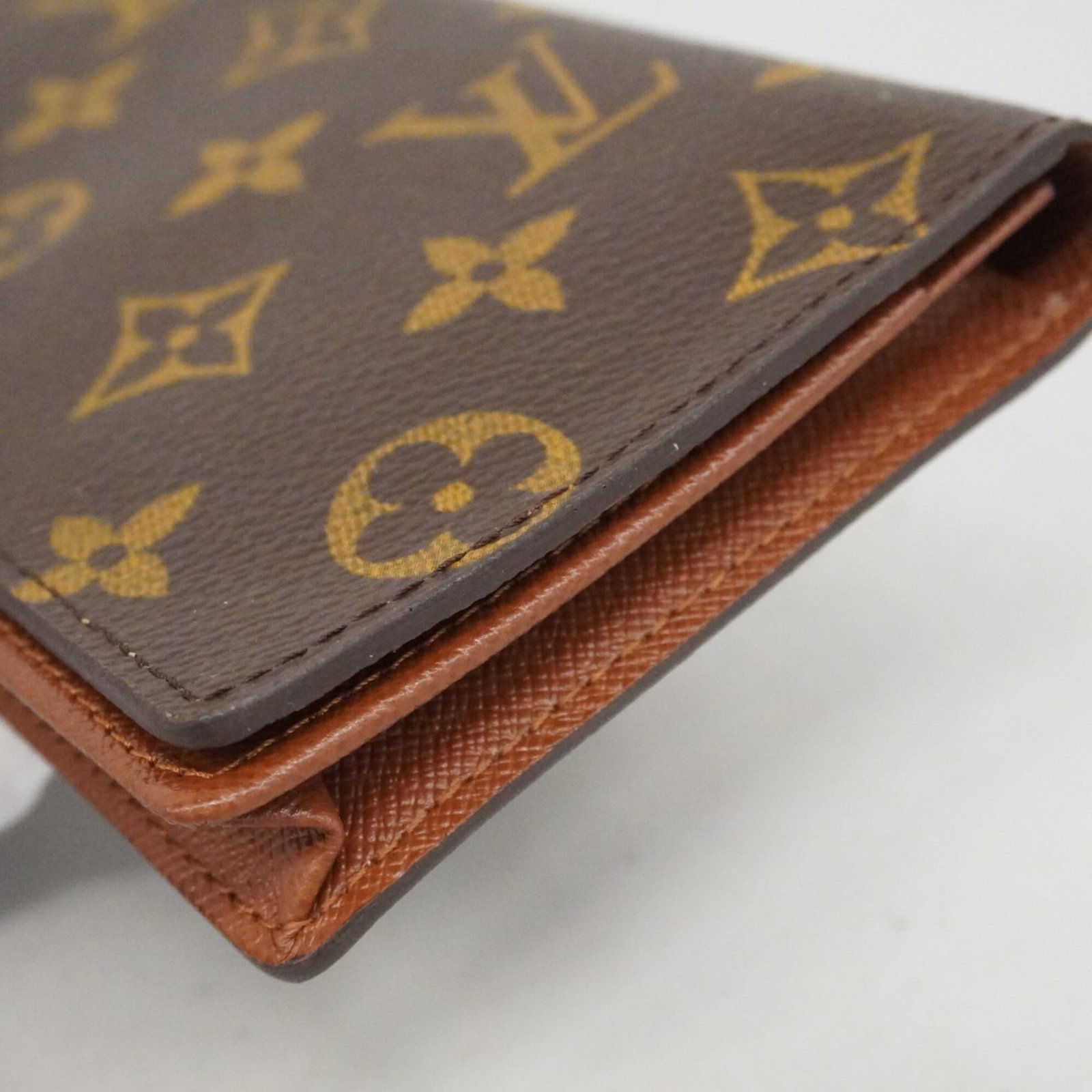 Long Bi Fold Wallet Louis Vuitton - 5