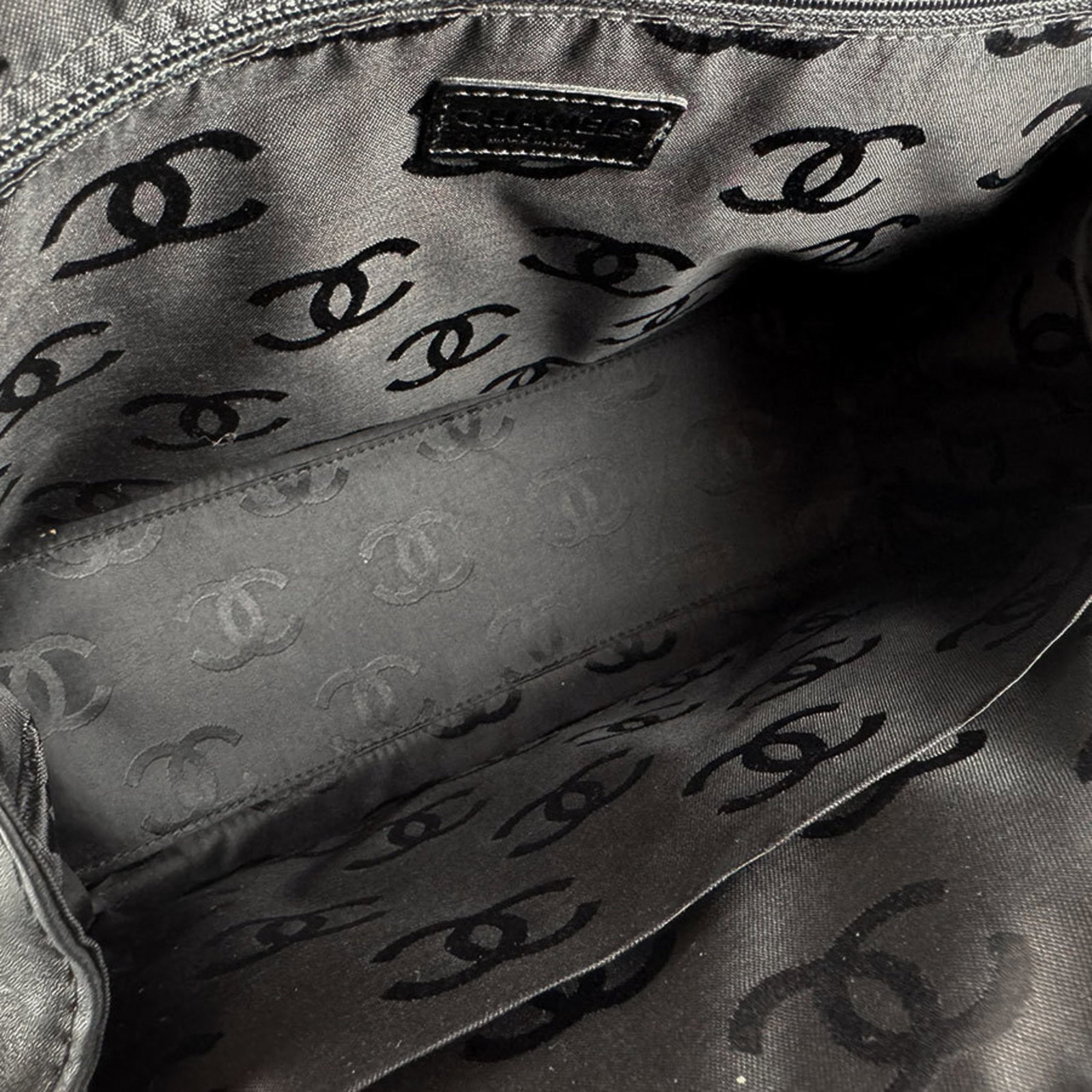 Chanel Handbag Leather - 5