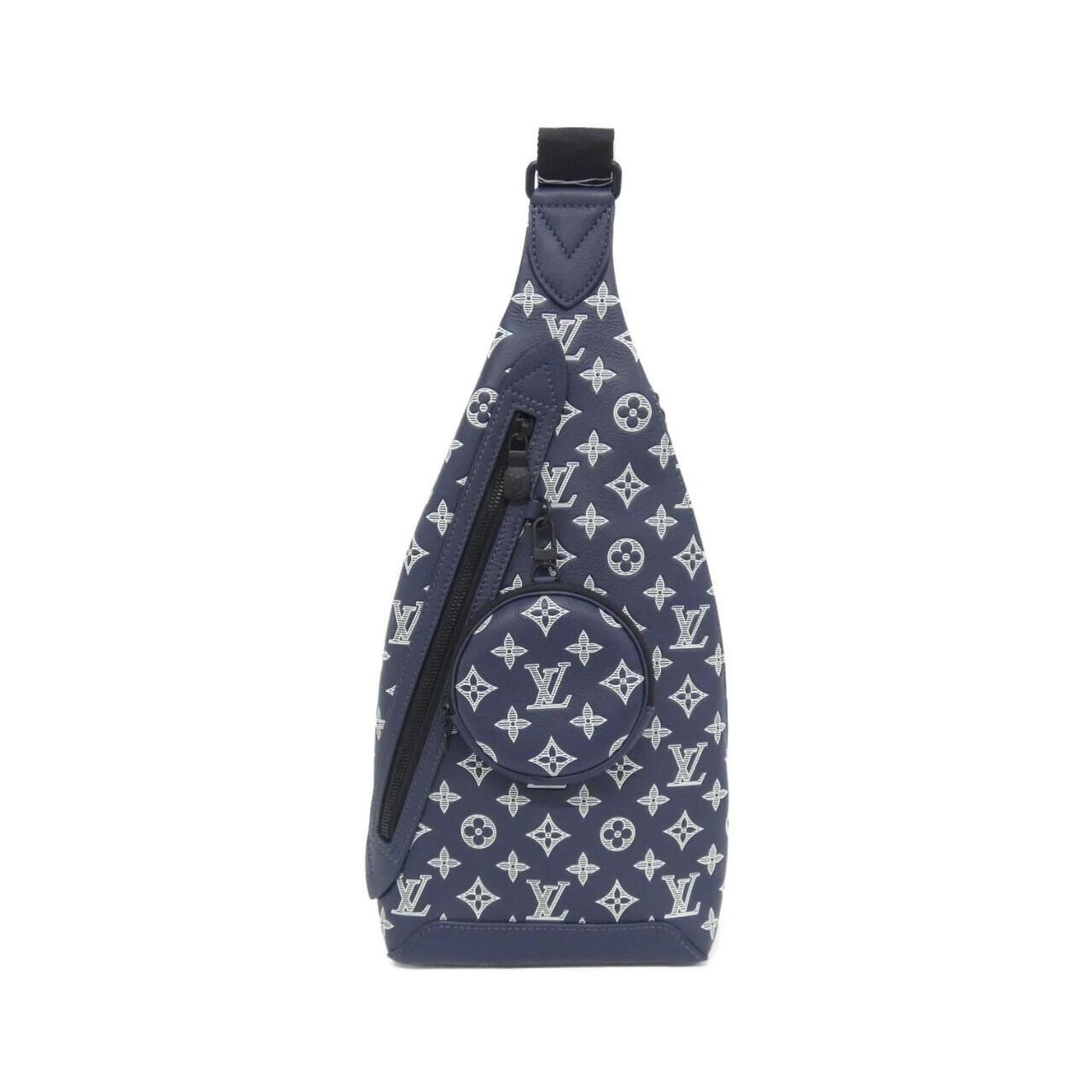 Shoulder Bag Leather Vuitton Louis: Shoulder Bag Leather Vuitton Louis Used Louis Vuitton shoulder bag made from high-quality leather, featuring a classic blue calfskin design. The bag has some minor scratches and dirt, but remains in