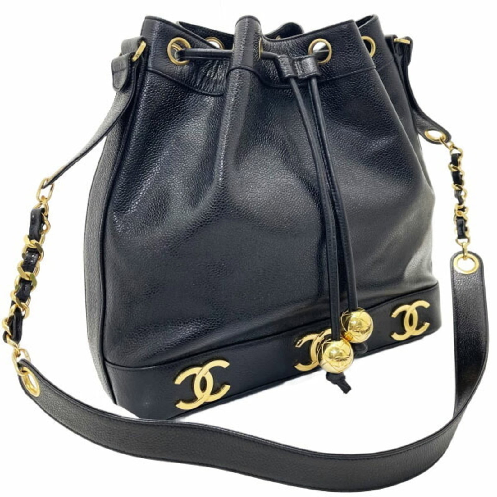 Chanel Shoulder Bag Grained Calfskin: Chanel Shoulder Bag Grained Calfskin Black Grained Calfskin Chanel shoulder bag with 98cm strap length, featuring a classic design and premium material. The bag shows some traces of usage, including