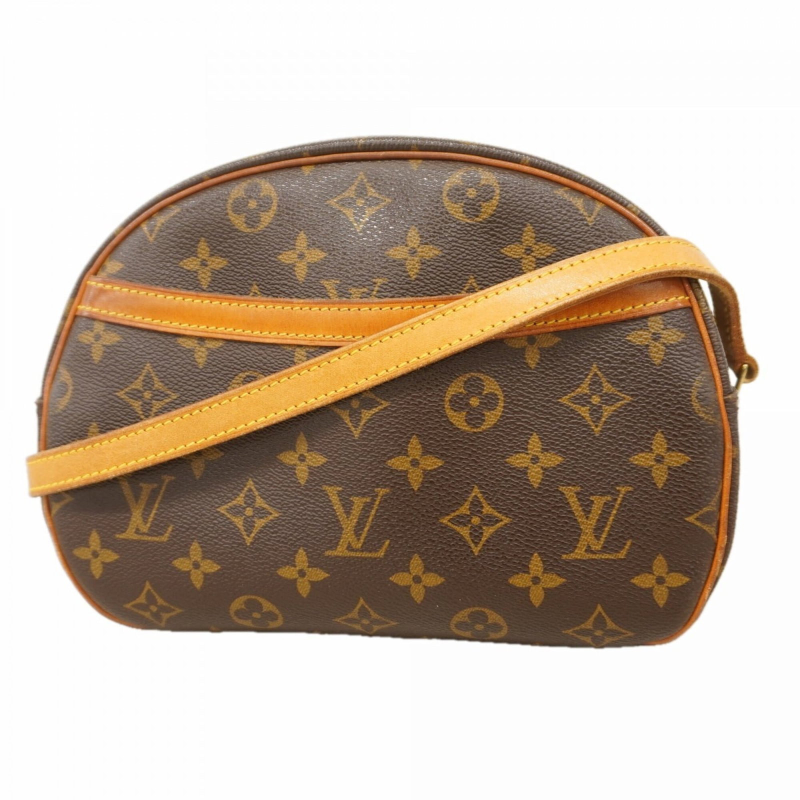 Shoulder Bag of Louis Vuitton: Shoulder Bag of Louis Vuitton Brown Louis Vuitton shoulder bag with classic design and signature monogram pattern. Measuring 18cm x 21cm x 11cm, it features a worn exterior with traces of usage and