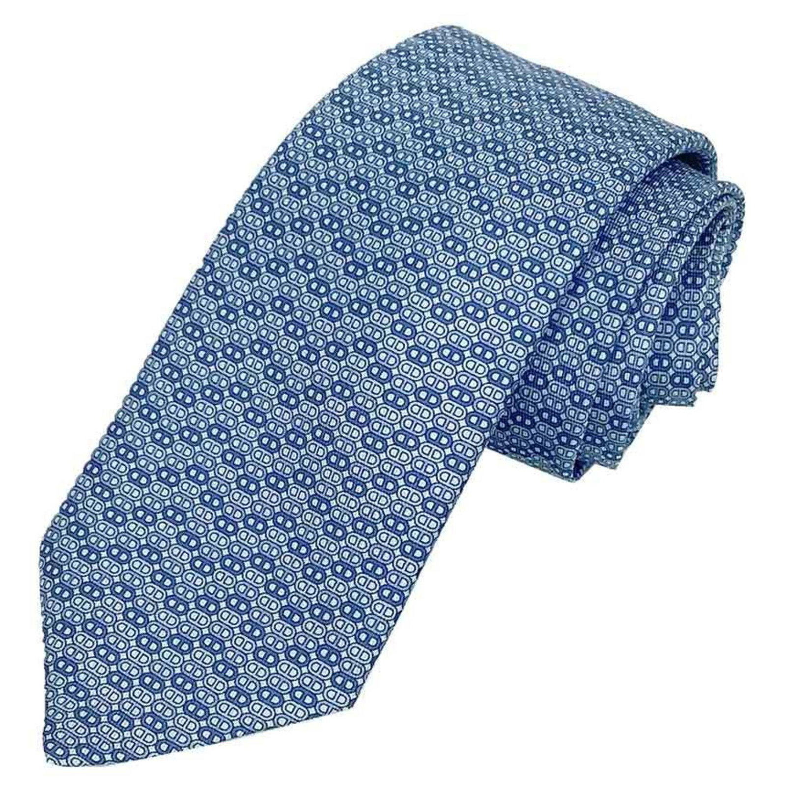 Cravat silk of Hermes: Cravat silk of Hermes Silk cravat from the renowned French fashion house Hermes, boasting a vibrant blue hue and a width of 7cm. Made from high-quality silk, this piece offers a touch of elegance to a