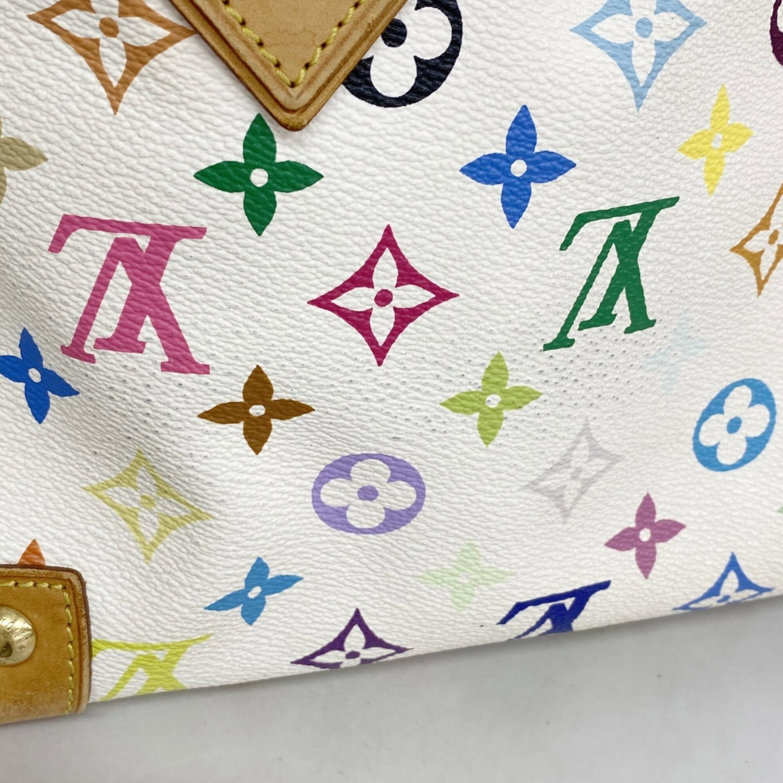 Handbag by Louis Vuitton - 10