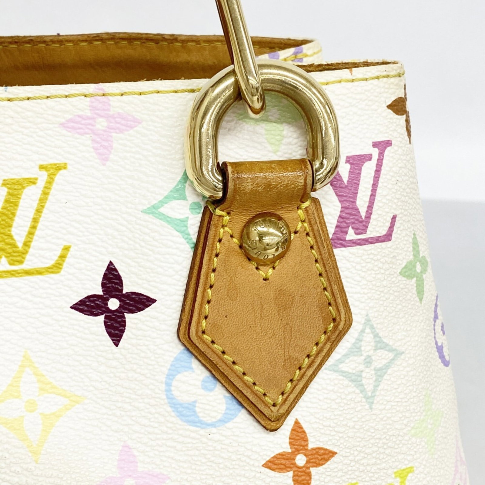 Handbag by Louis Vuitton - 9
