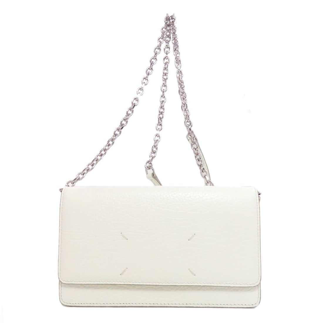 Long wallet chain leather with coin pocket: Long wallet chain leather with coin pocket White leather long wallet chain with coin pocket. This stylish accessory features a signature and comes in white exterior color, while the interior boasts a