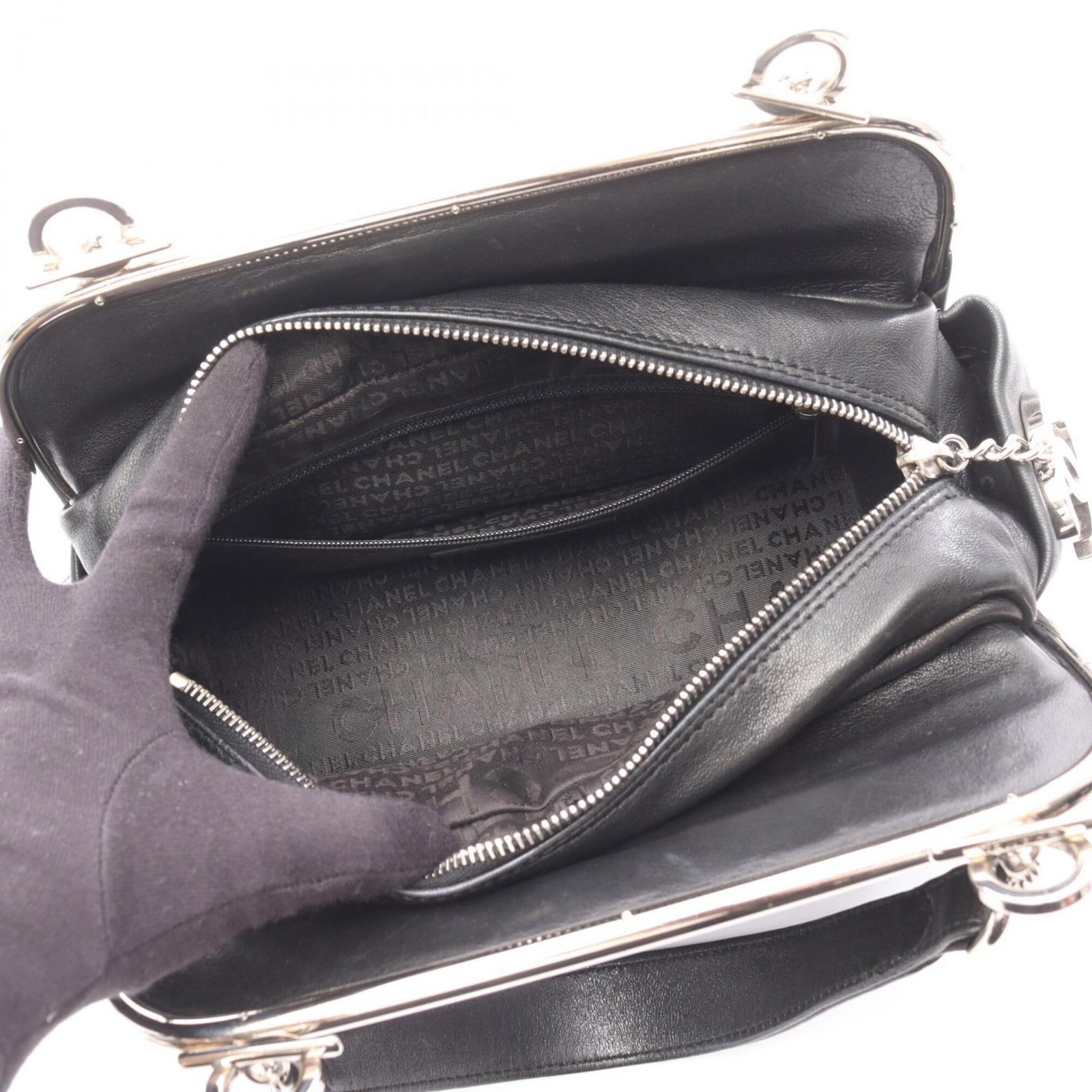Chanel Handbag Leather - 3