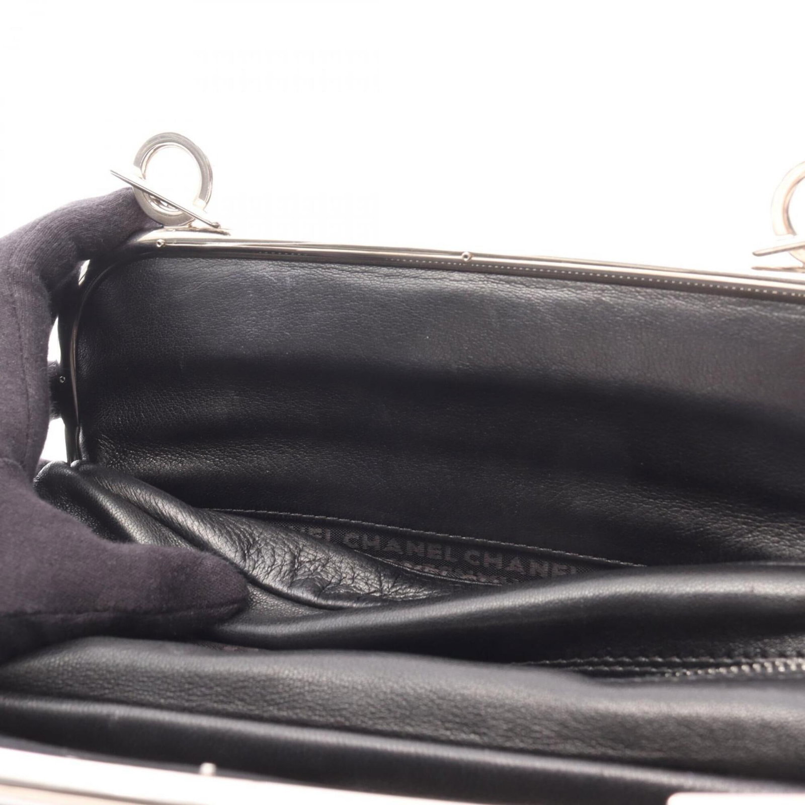 Chanel Handbag Leather - 7