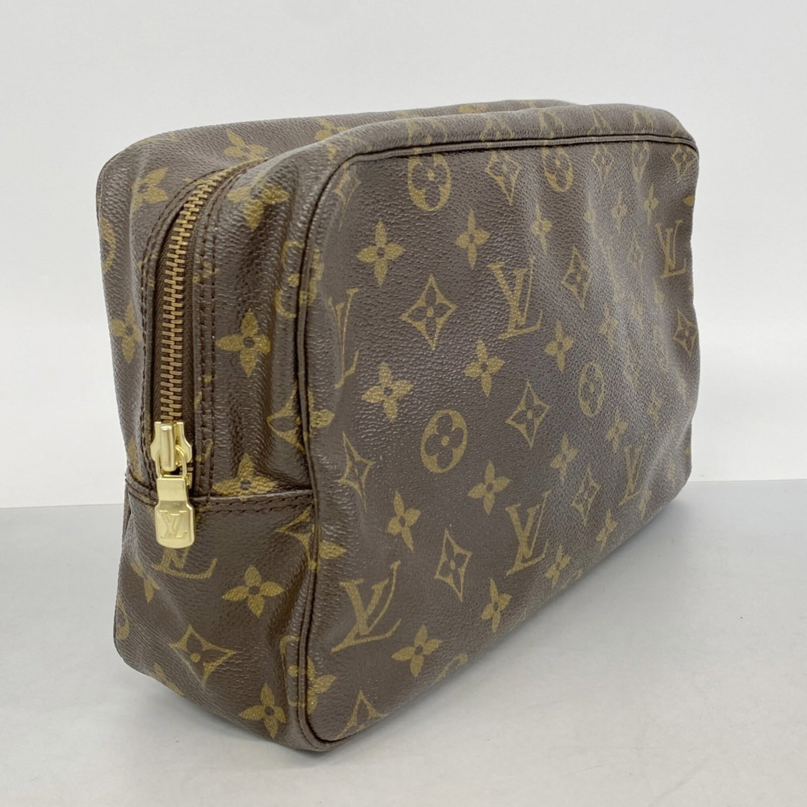 Louis Vuitton Pouch - 2
