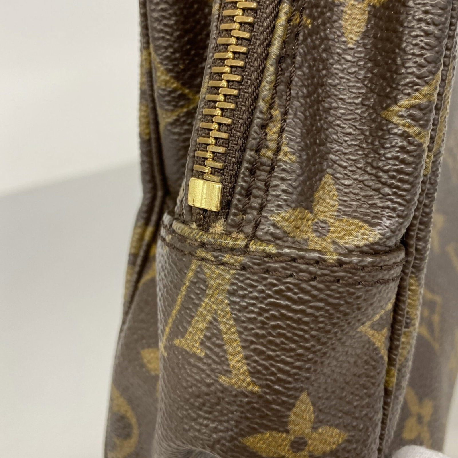 Louis Vuitton Pouch - 8