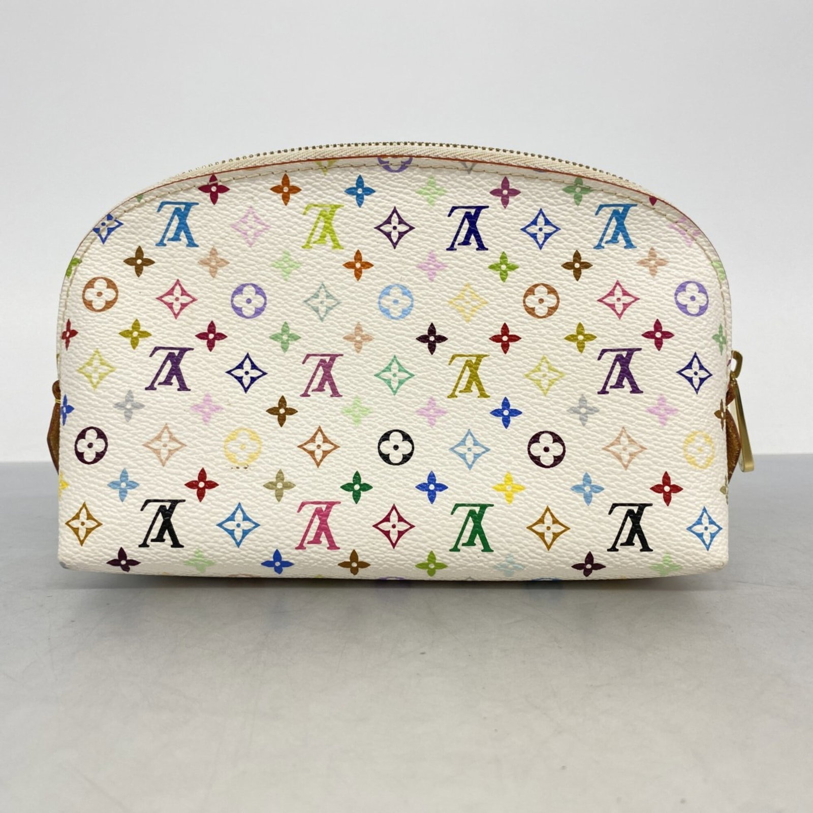 Louis Vuitton Pouch - 10