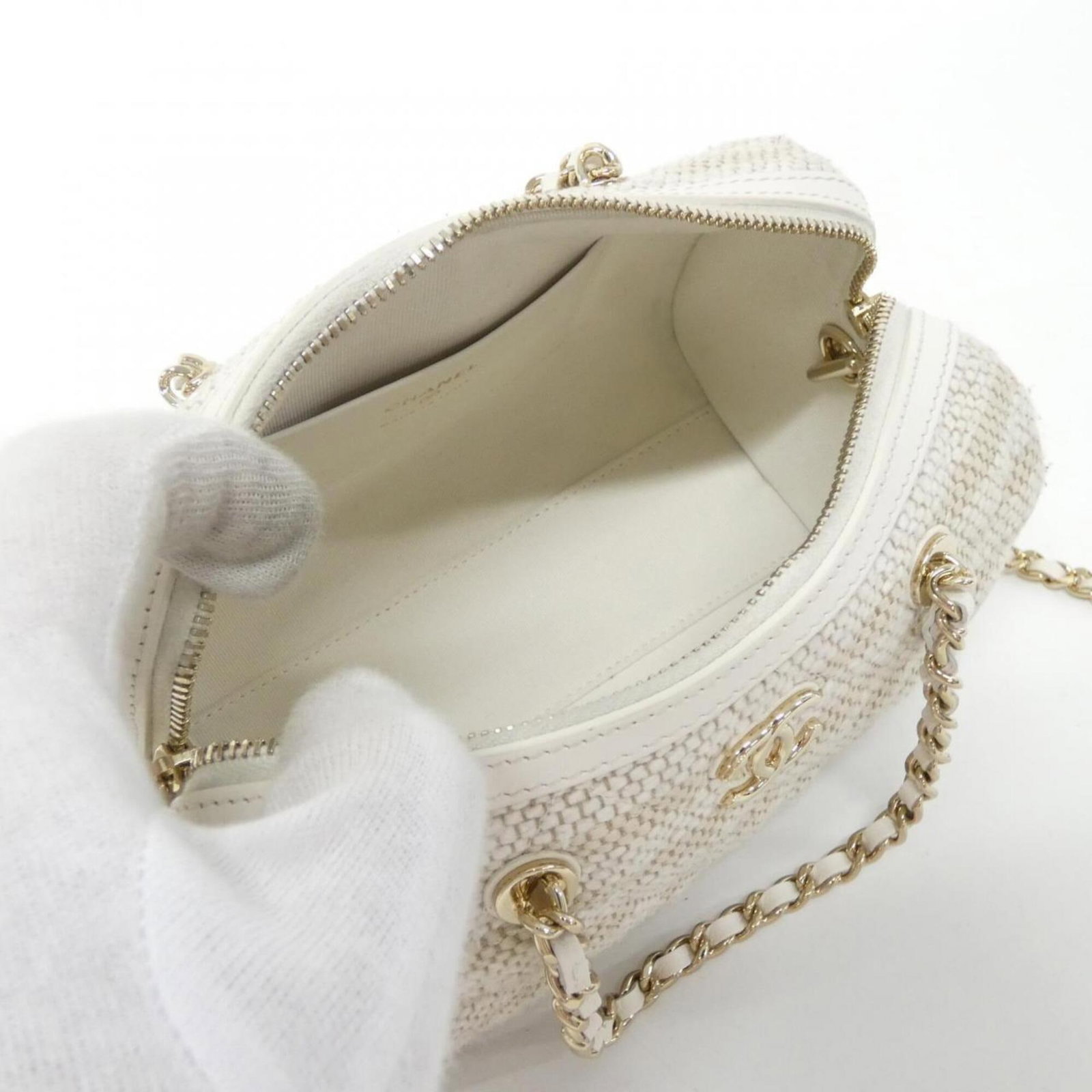 Canvas Handbag Chanel - 9