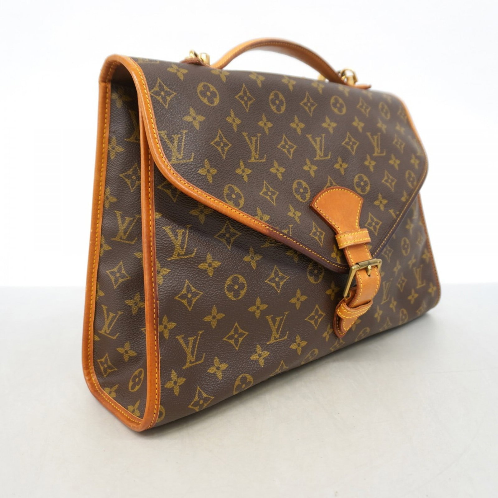 Handbag by Louis Vuitton - 2