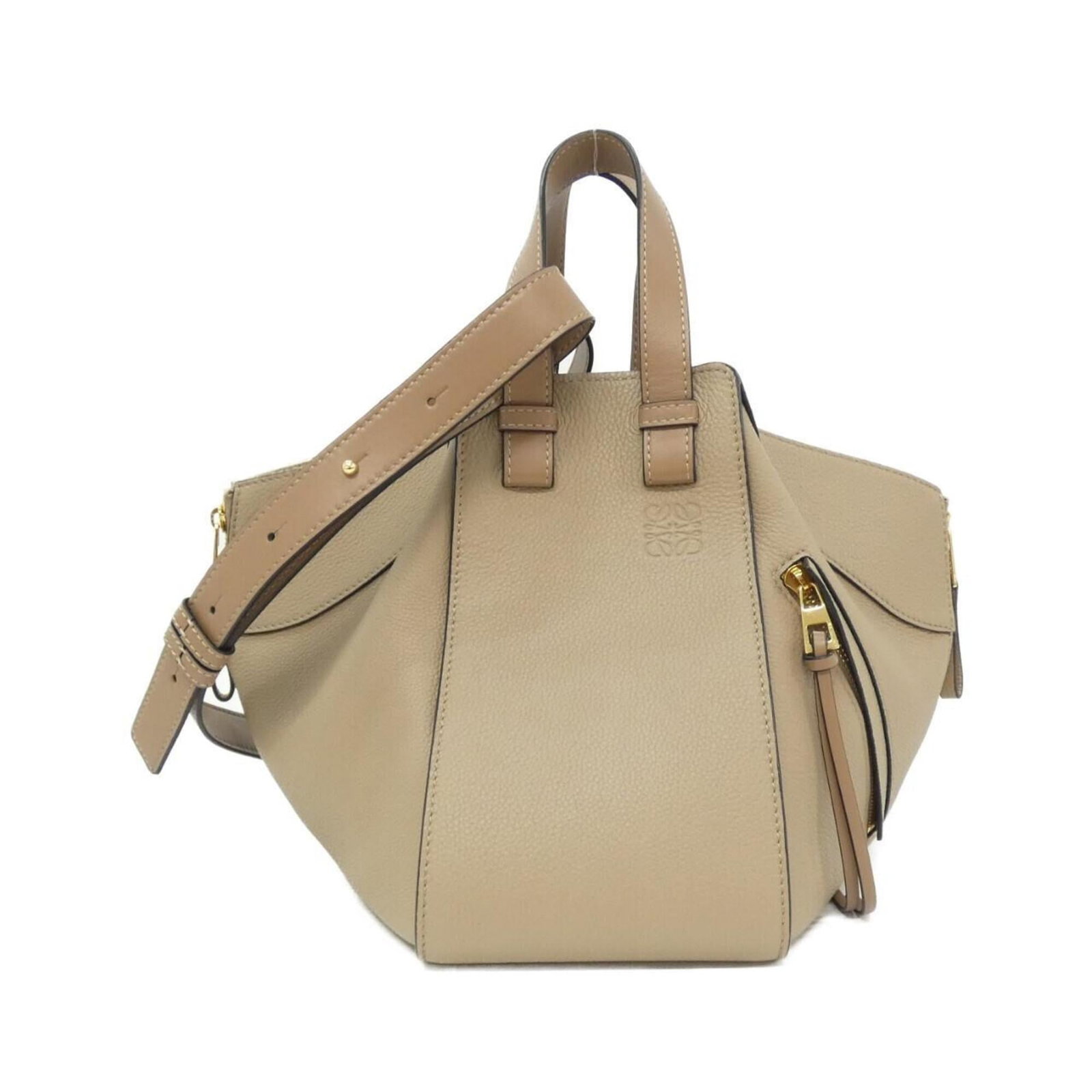 Shoulder Bag Leather by Loewe: Shoulder Bag Leather by Loewe This beige and sand-colored Loewe shoulder bag features high-quality calfskin leather, showcasing a classic design with clean lines. The bag's dimensions are 24cm x 30cm