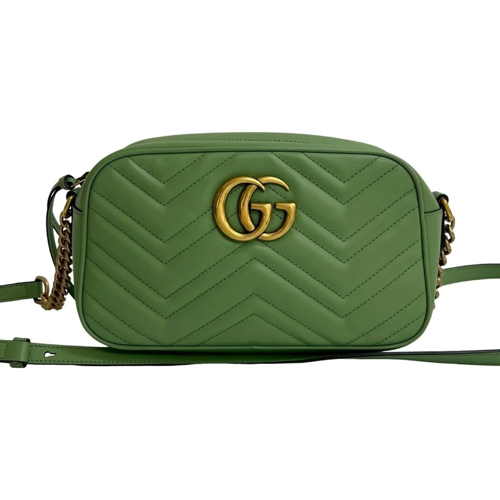 Gucci bag pochette leather shoulder: Gucci bag pochette leather shoulder This Gucci pochette leather shoulder bag features a vibrant green color and measures 14cm x 23cm x 7cm. With its classic design and high-quality leather material, i