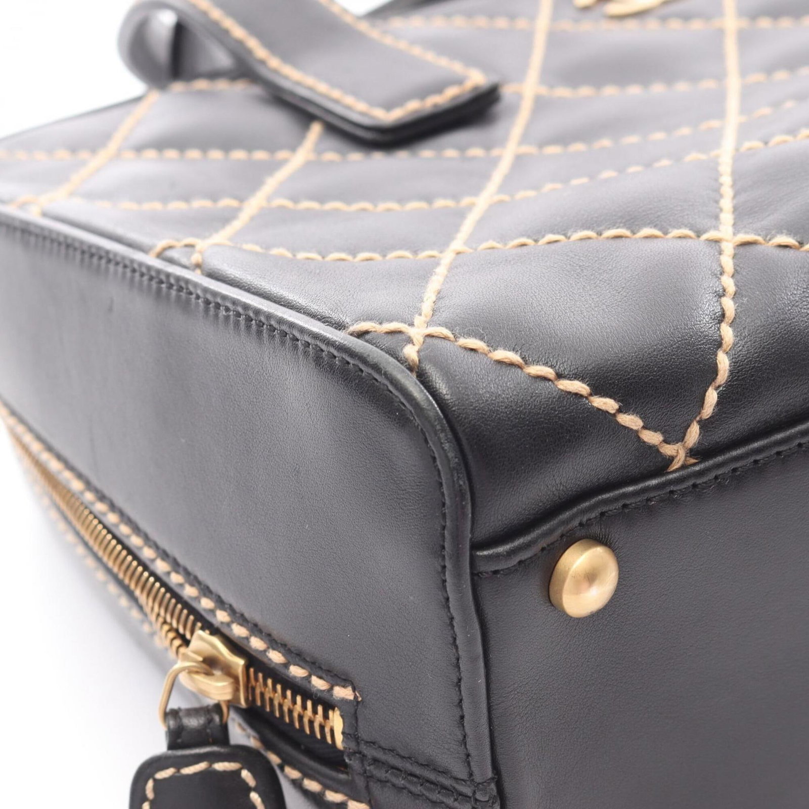Chanel Handbag Leather - 11