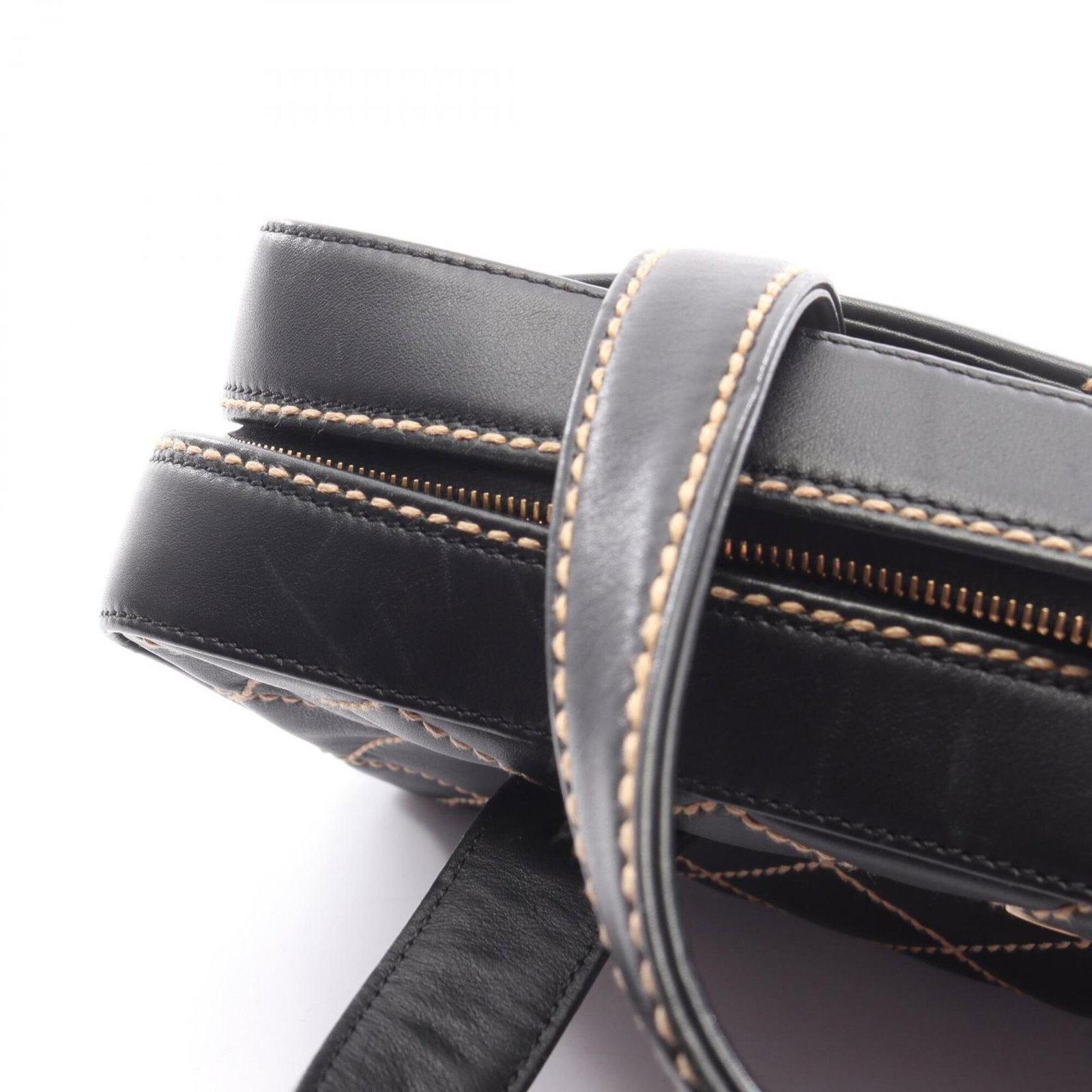 Chanel Handbag Leather - 15