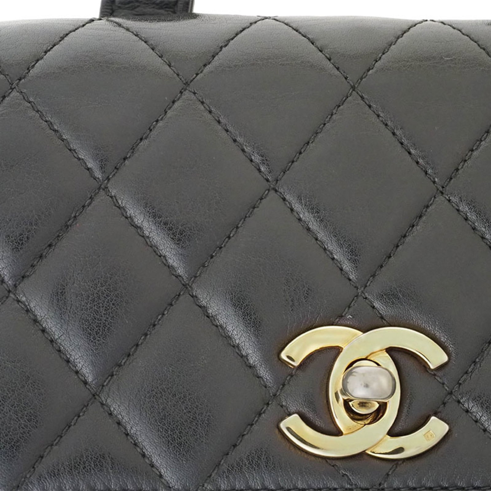 Fanny pack leather by Chanel - 5