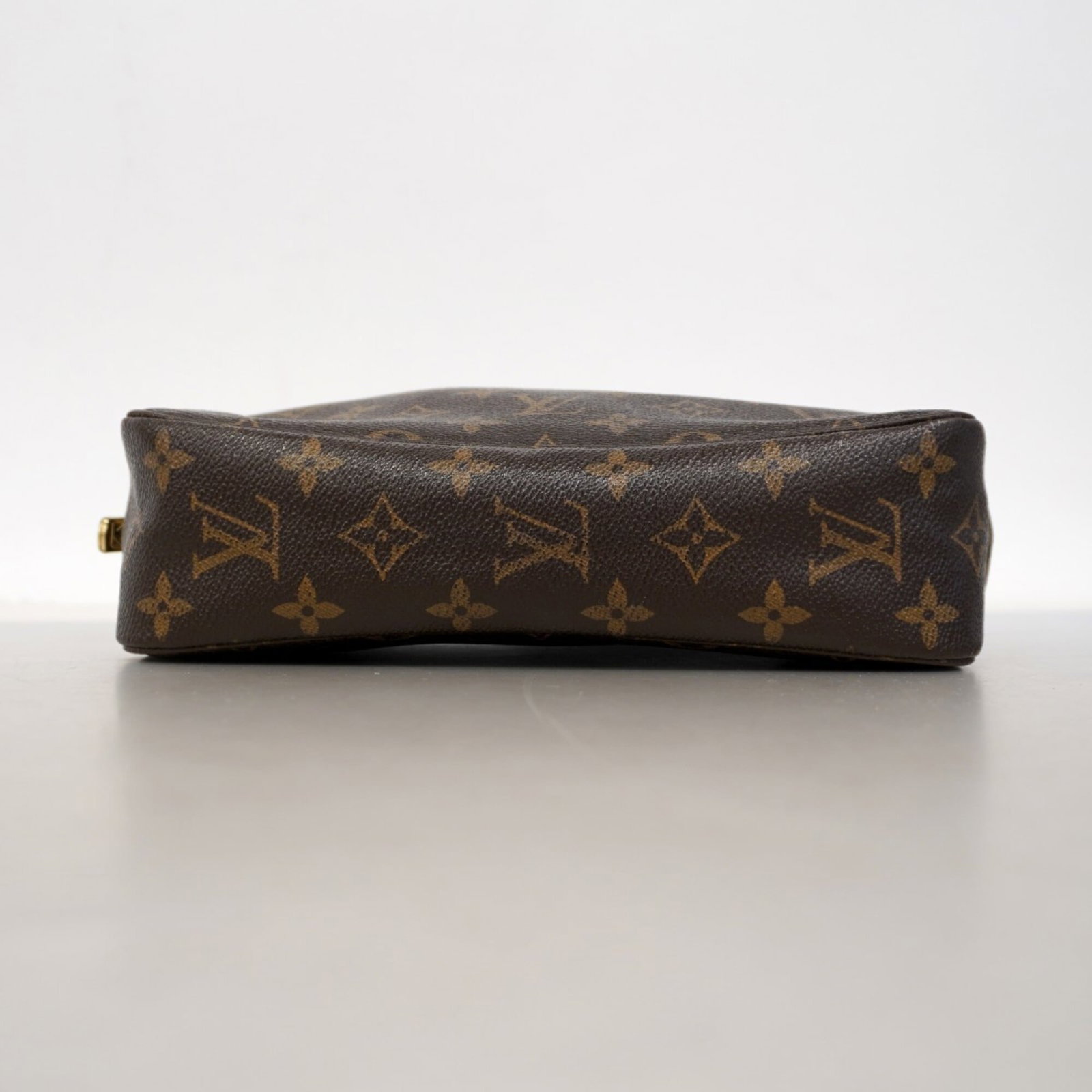 Louis Vuitton Pouch - 3